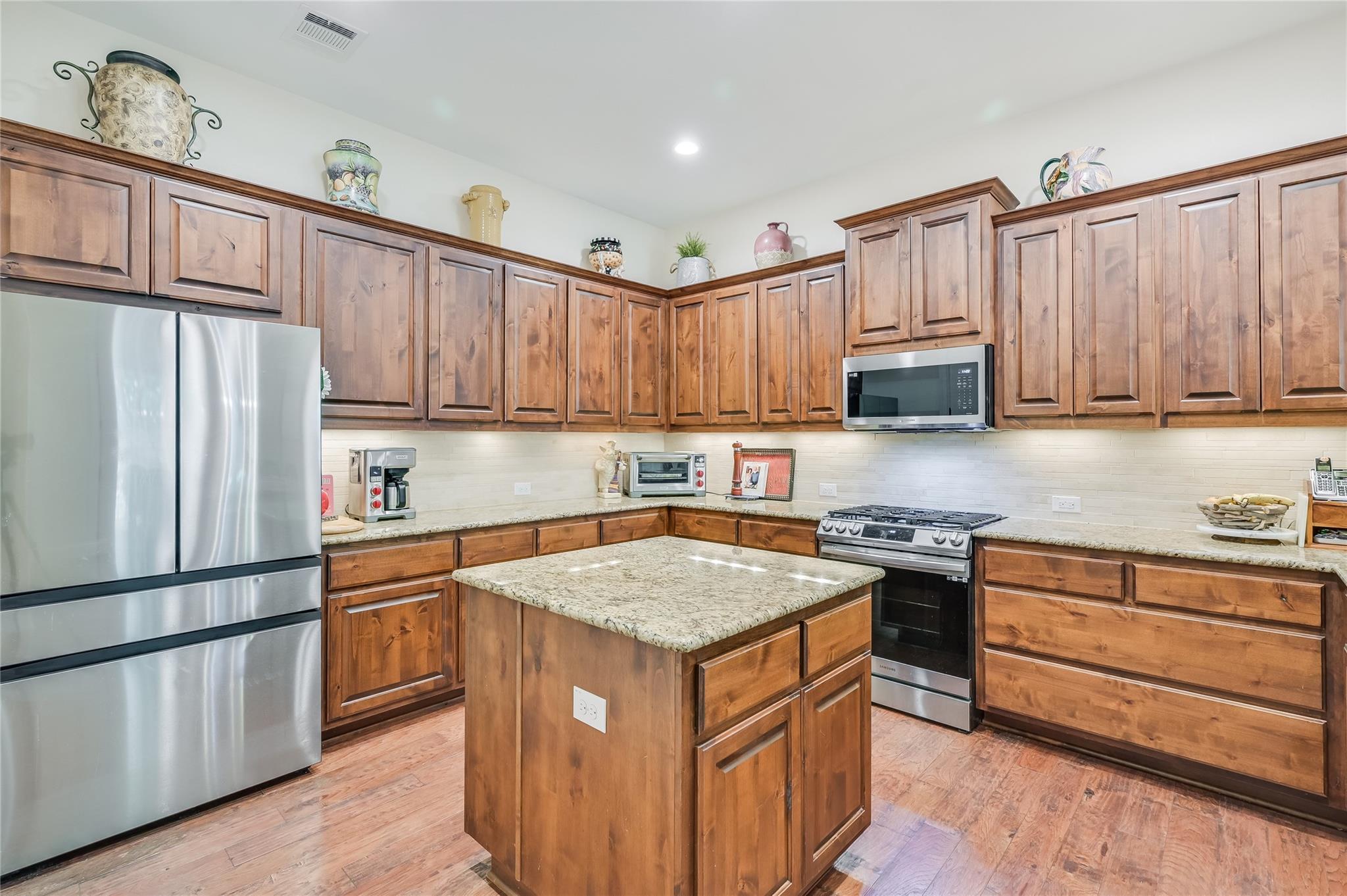 104 Rivalto Cir # 1, Lakeway, TX 78734