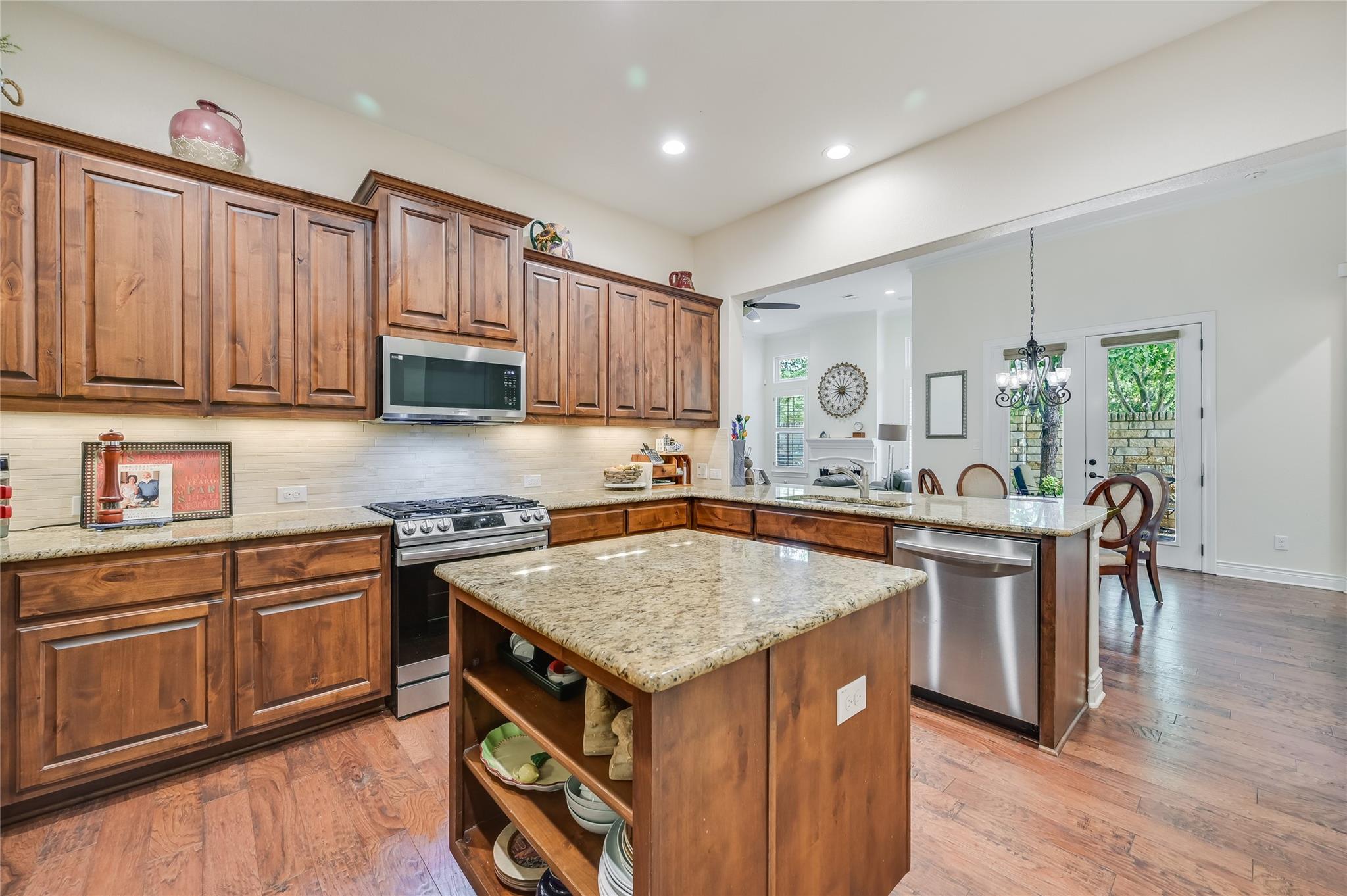 104 Rivalto Cir # 1, Lakeway, TX 78734