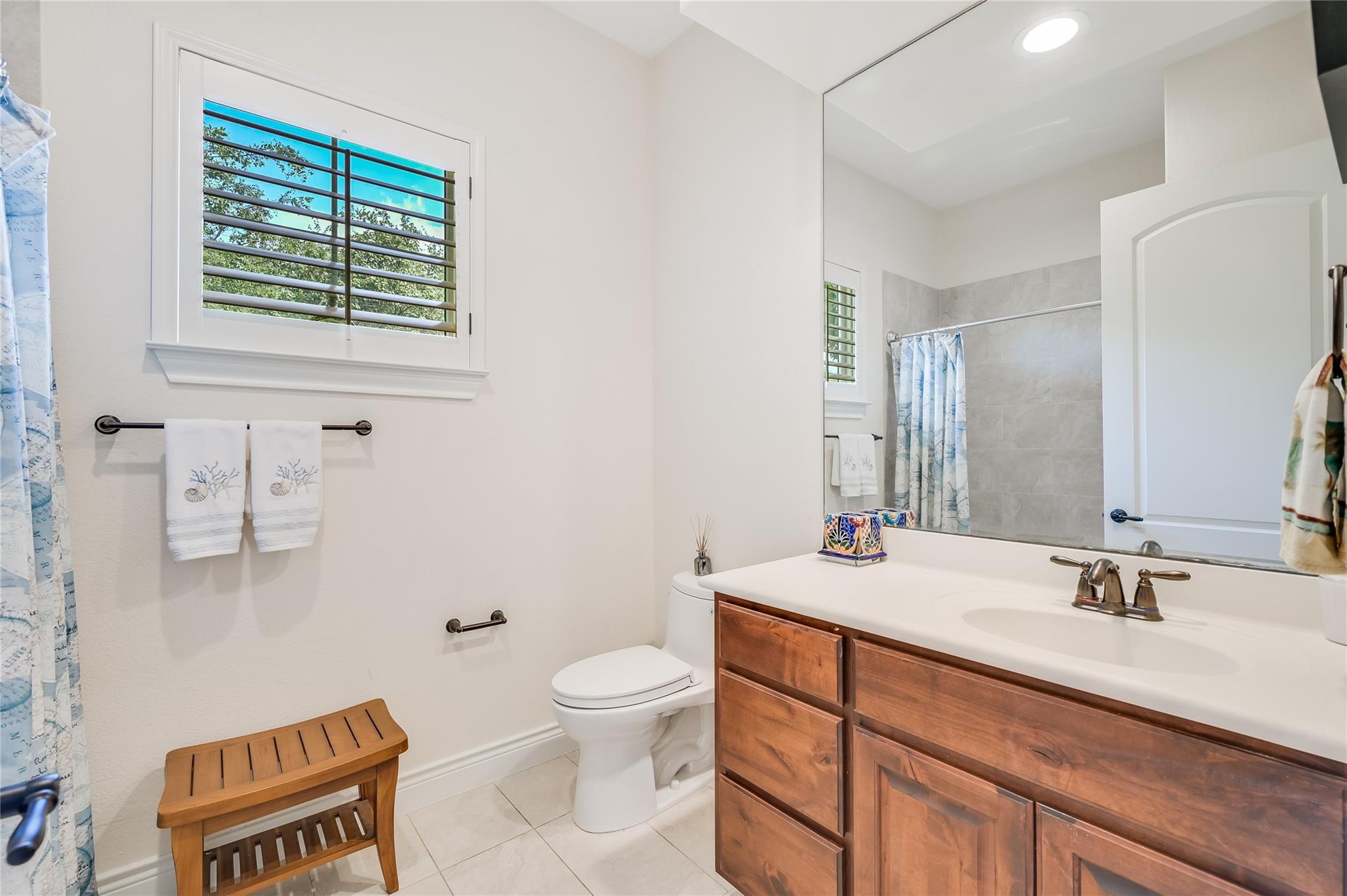 104 Rivalto Cir # 1, Lakeway, TX 78734