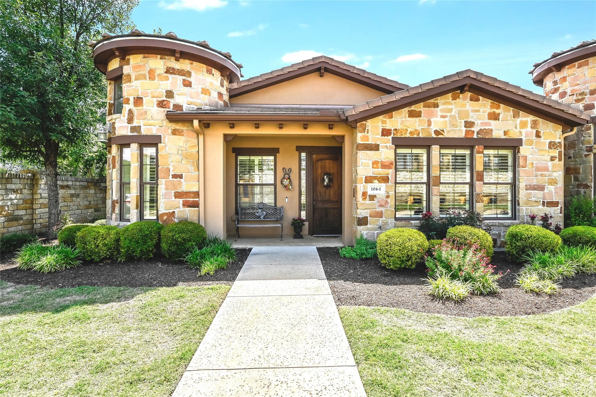 104 Rivalto Cir # 1, Lakeway, TX 78734