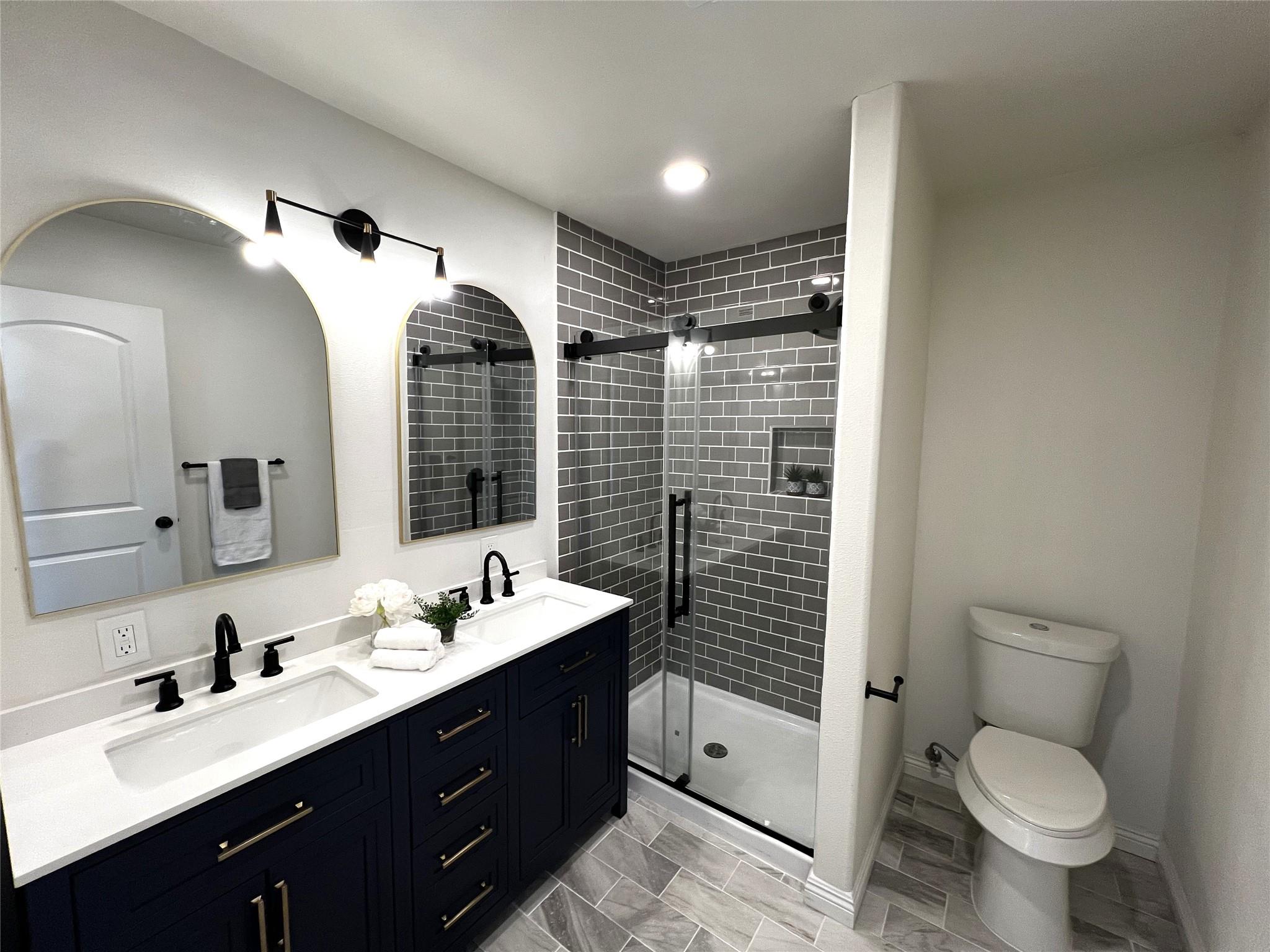 205 E Train St, Ellinger, TX 78938