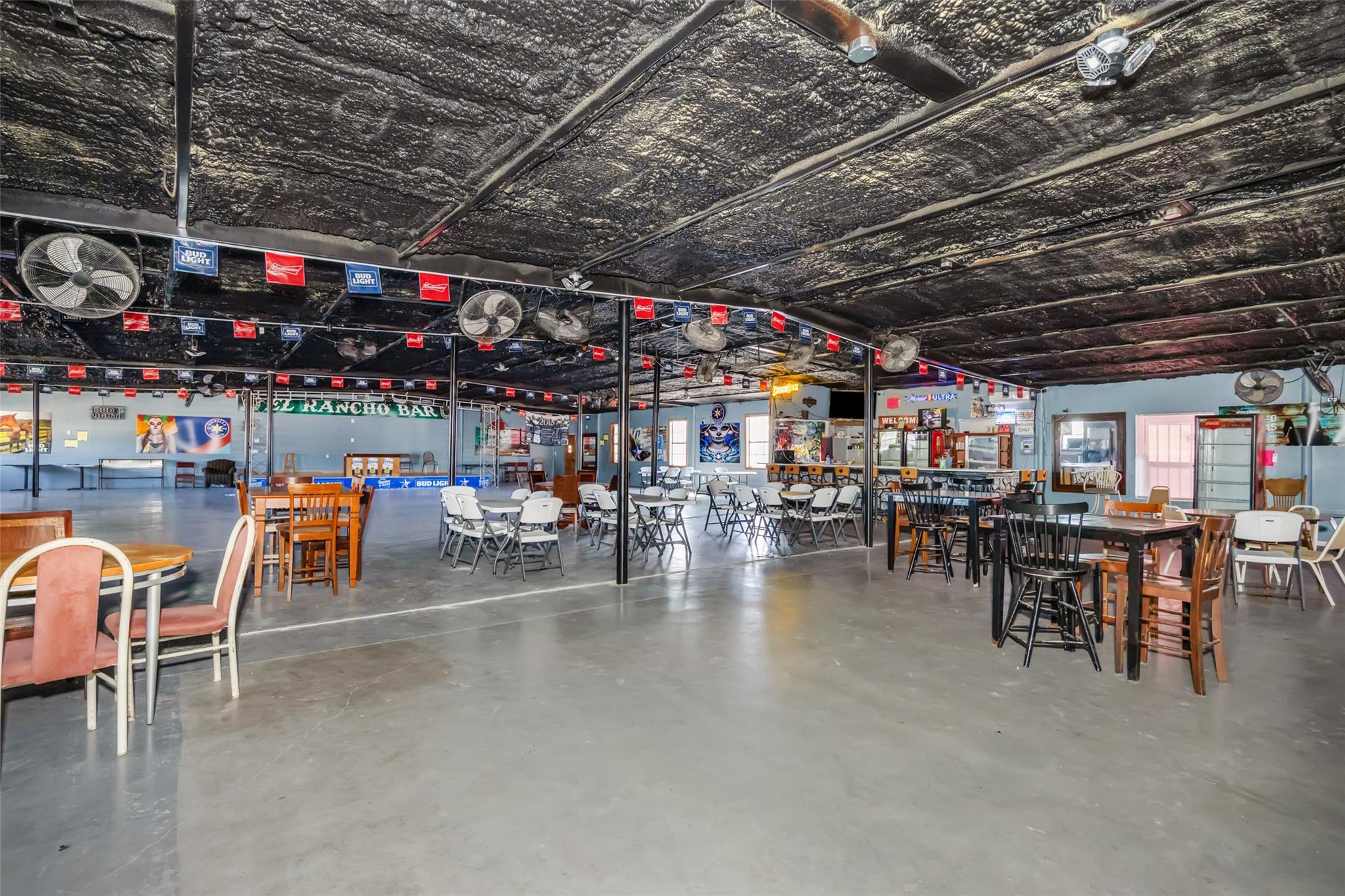 176 Co Rd 304 Rd, Orange Grove, TX 78372