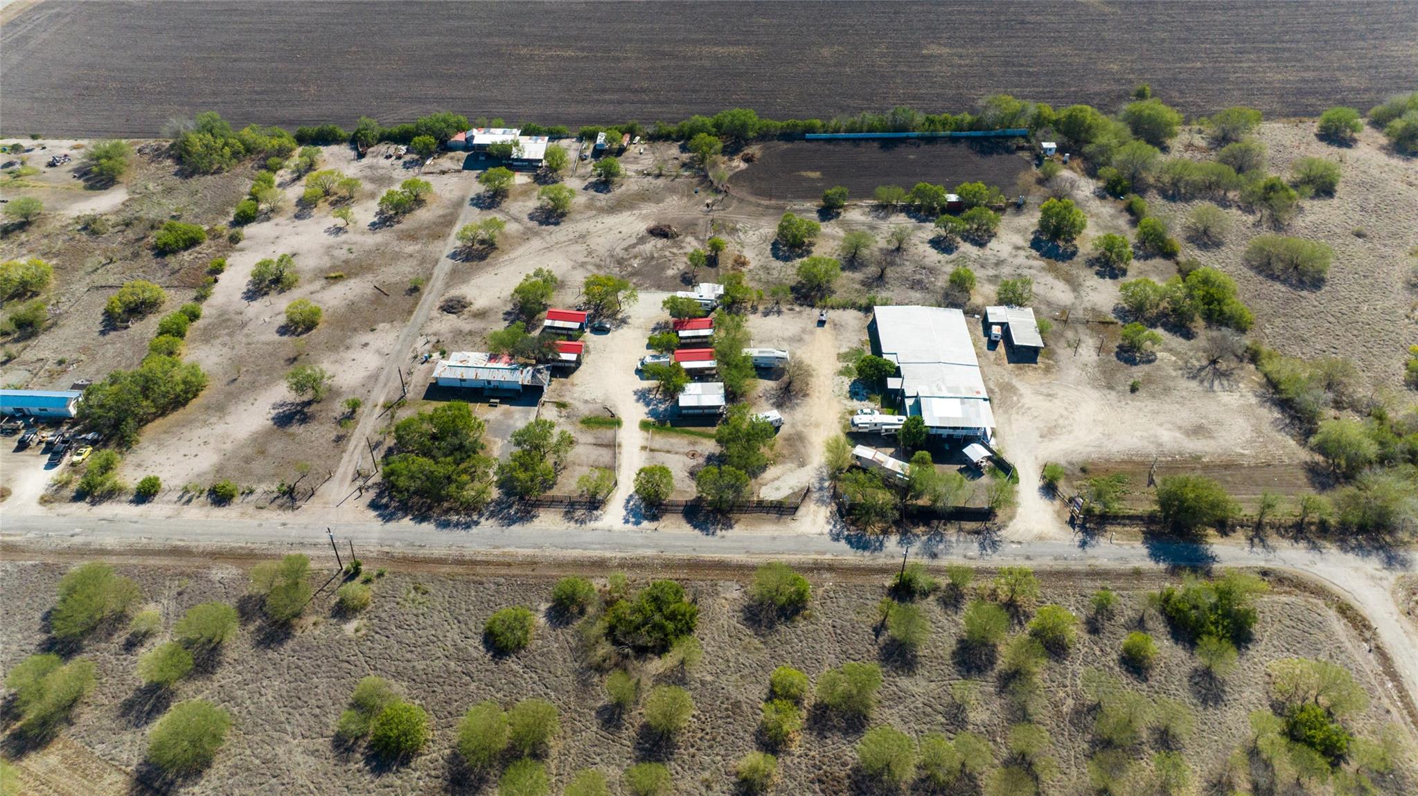 176 Co Rd 304 Rd, Orange Grove, TX 78372