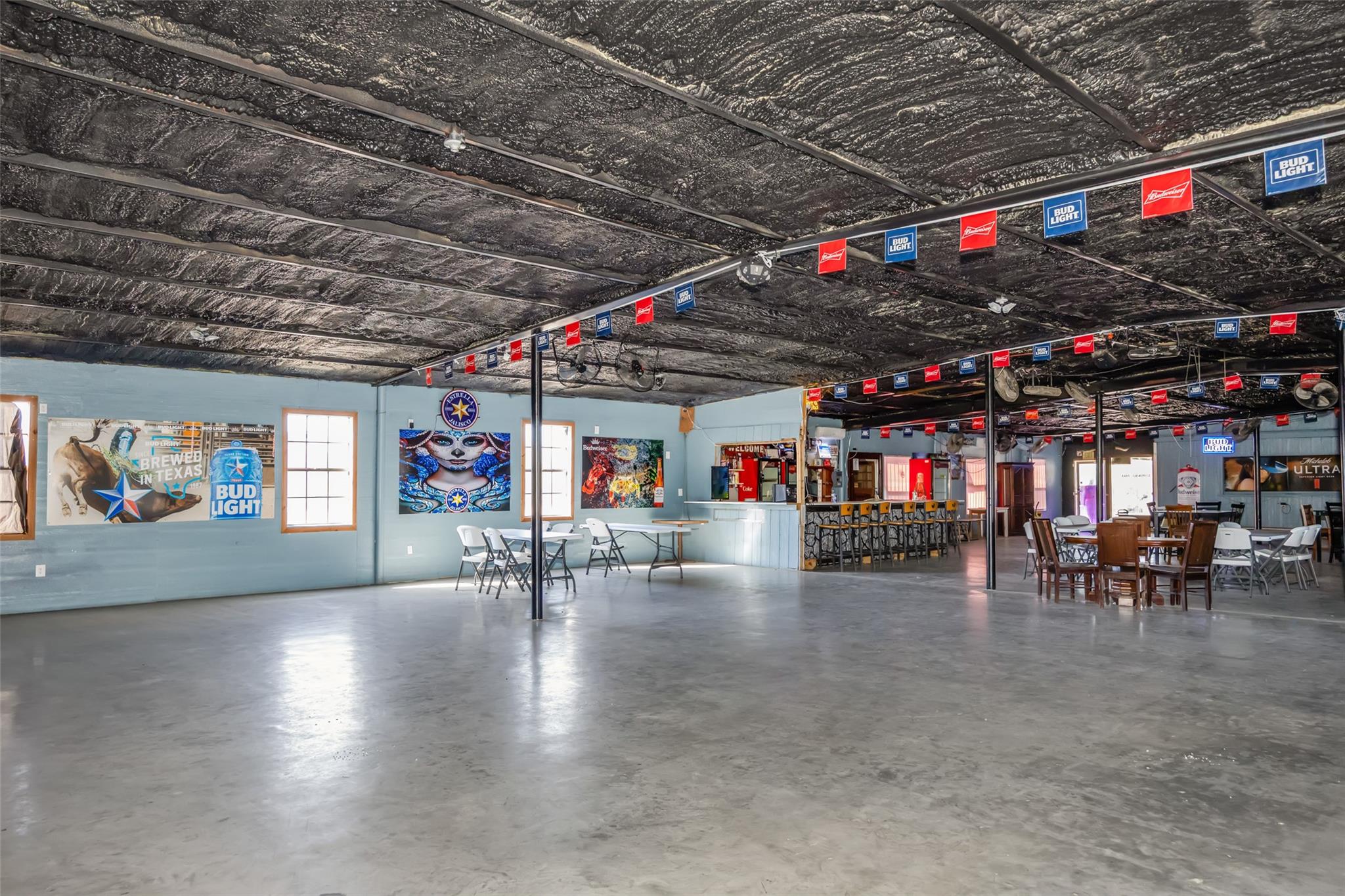 176 Co Rd 304 Rd, Orange Grove, TX 78372