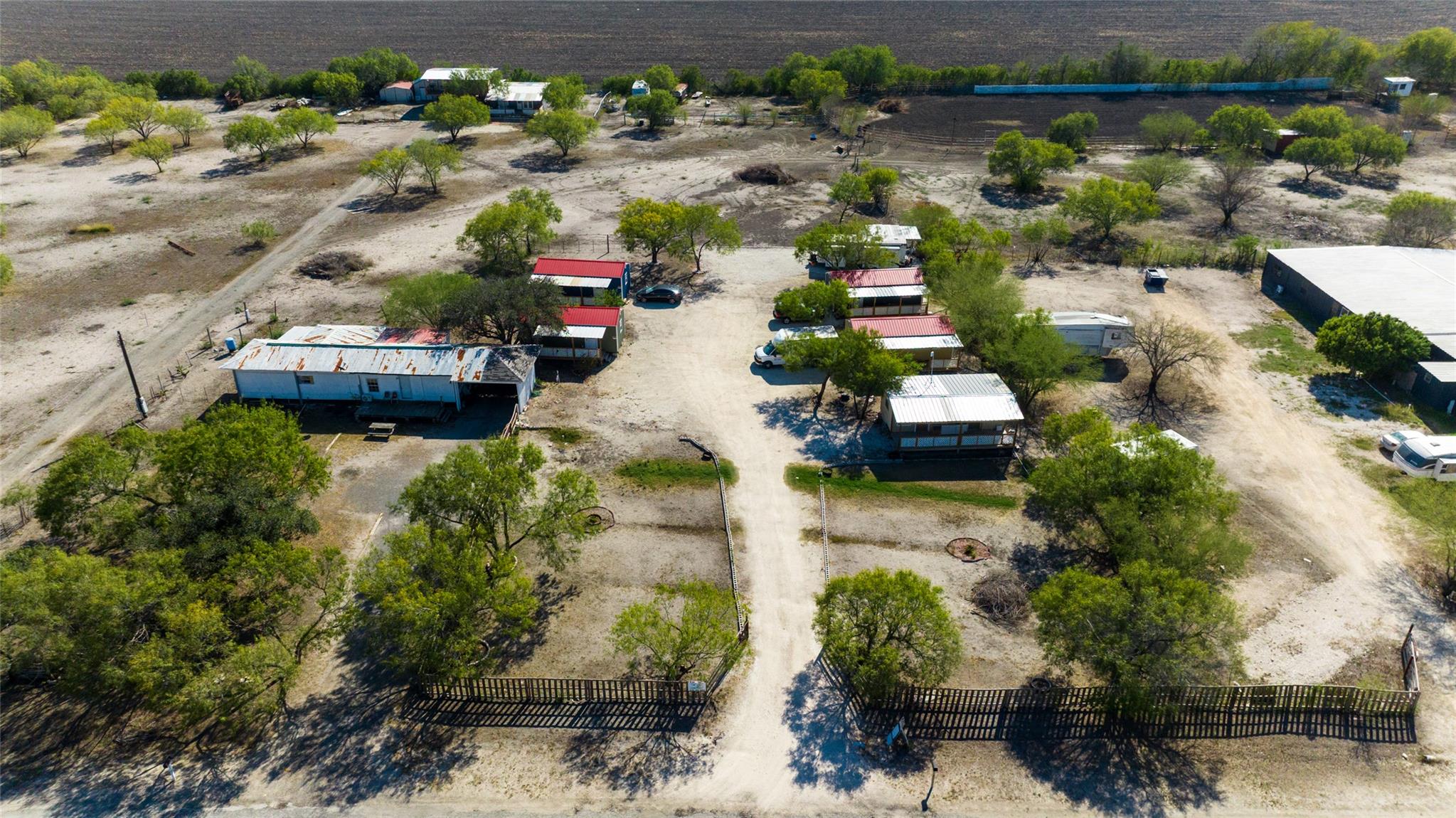 176 Co Rd 304 Rd, Orange Grove, TX 78372