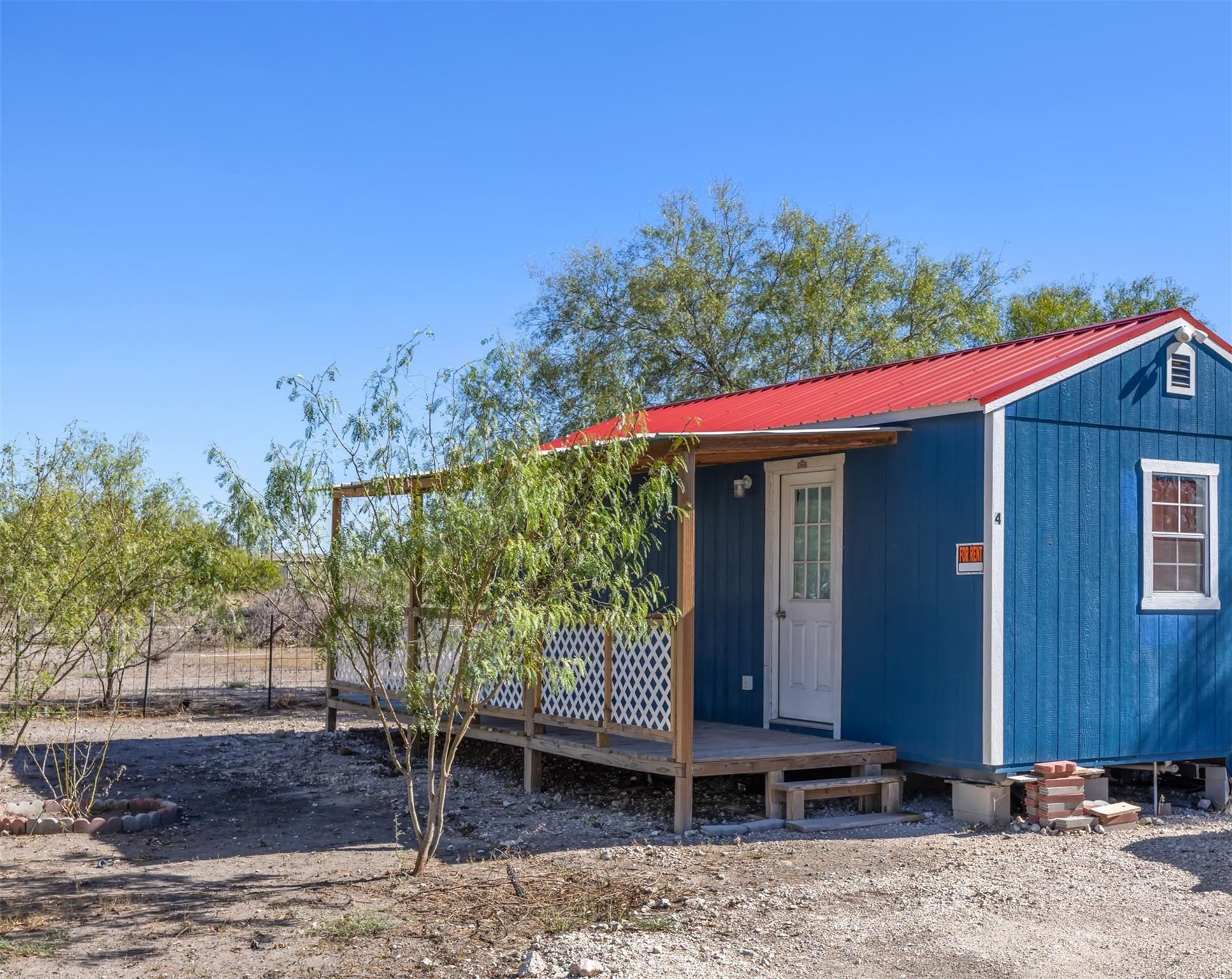 176 Co Rd 304 Rd, Orange Grove, TX 78372