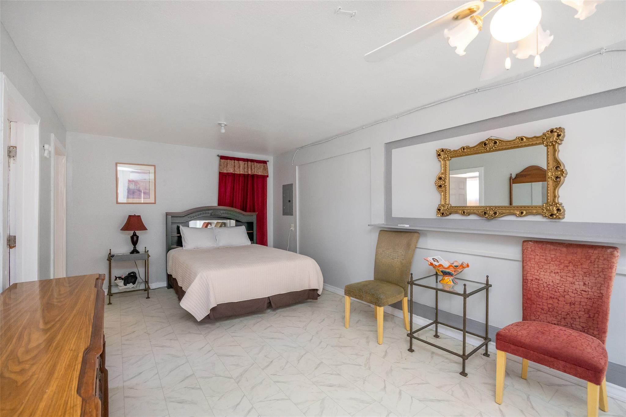 176 Co Rd 304 Rd, Orange Grove, TX 78372