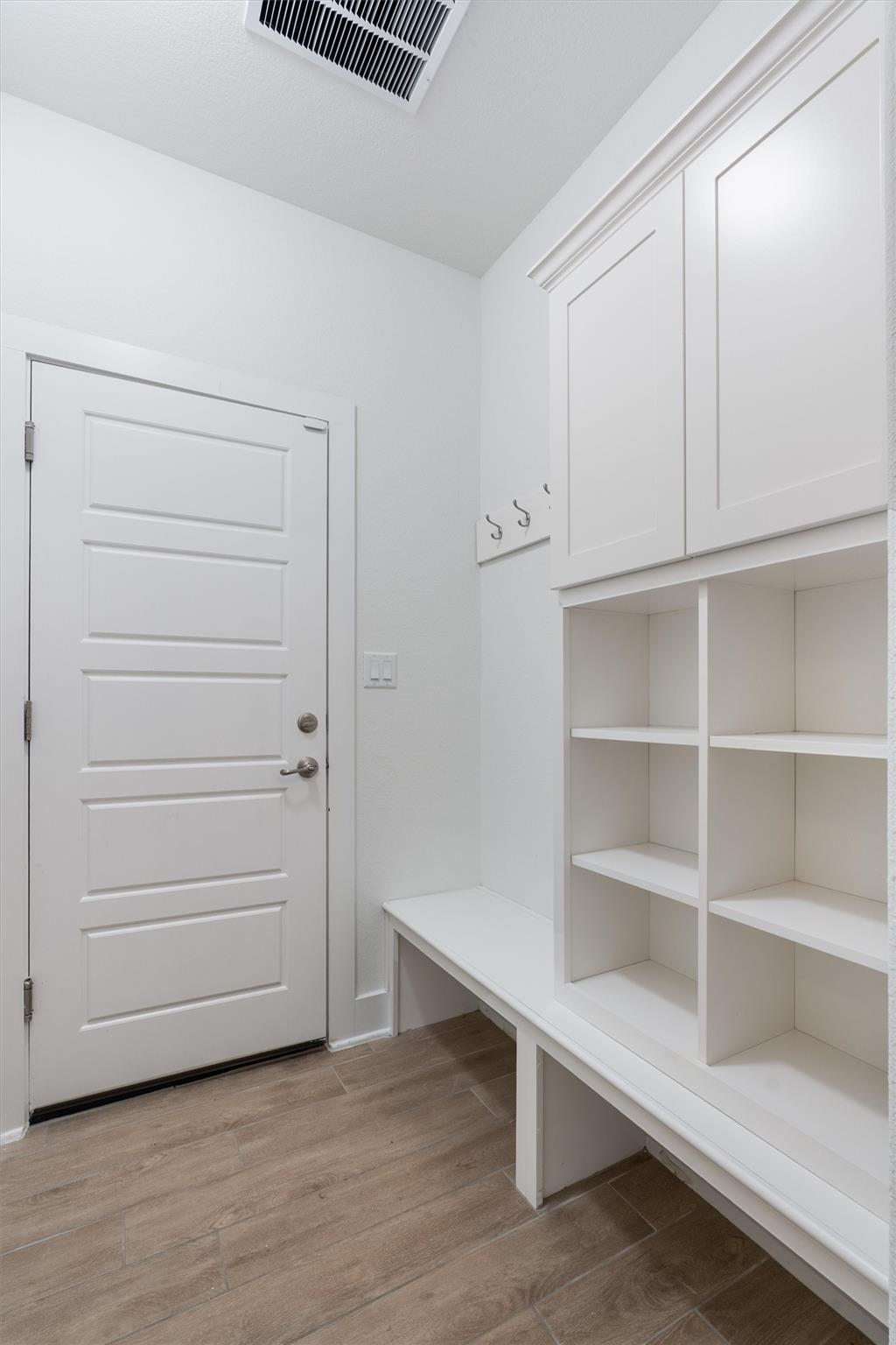 109 Wake Ln, Georgetown, TX 78633