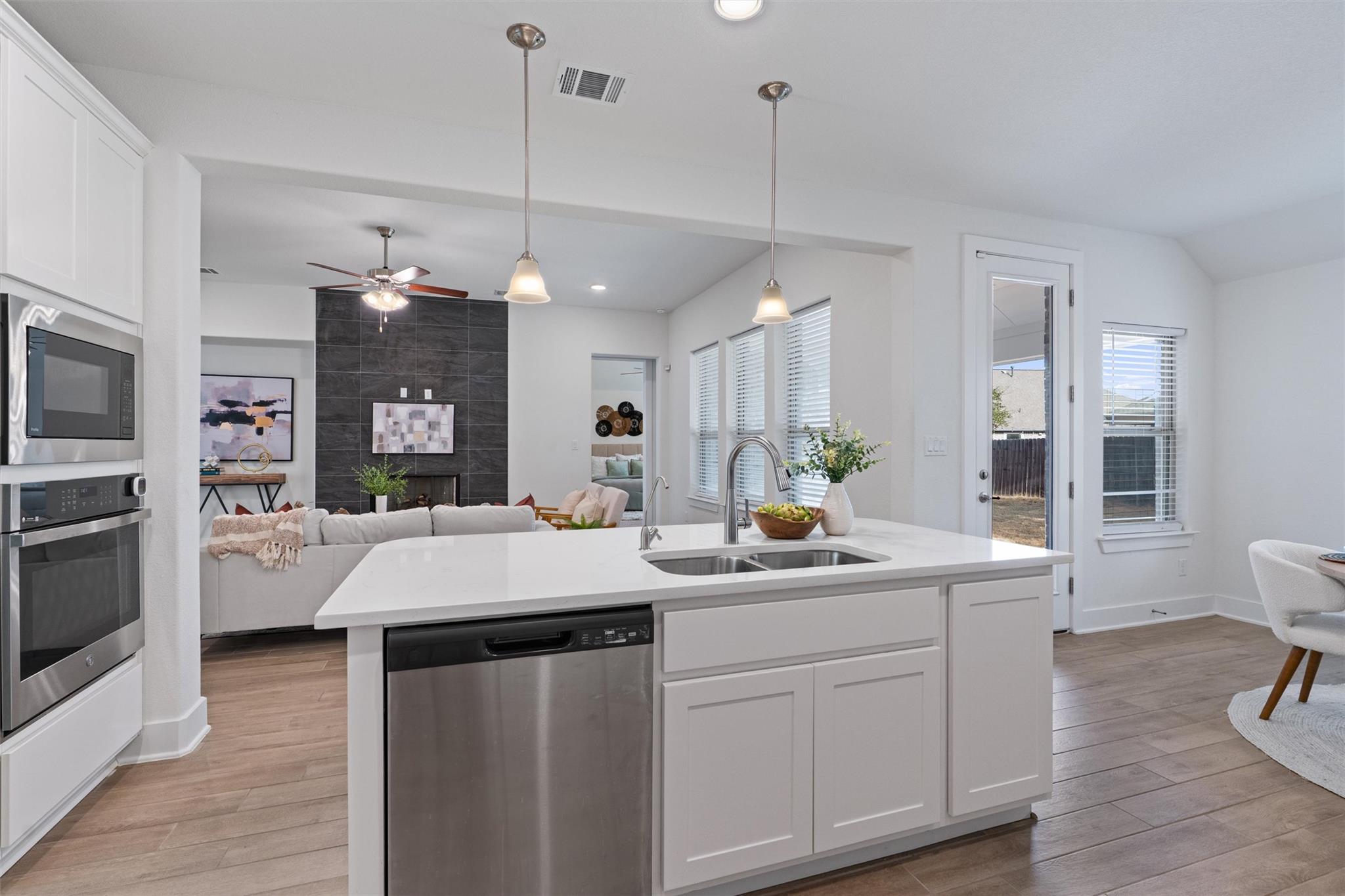 109 Wake Ln, Georgetown, TX 78633