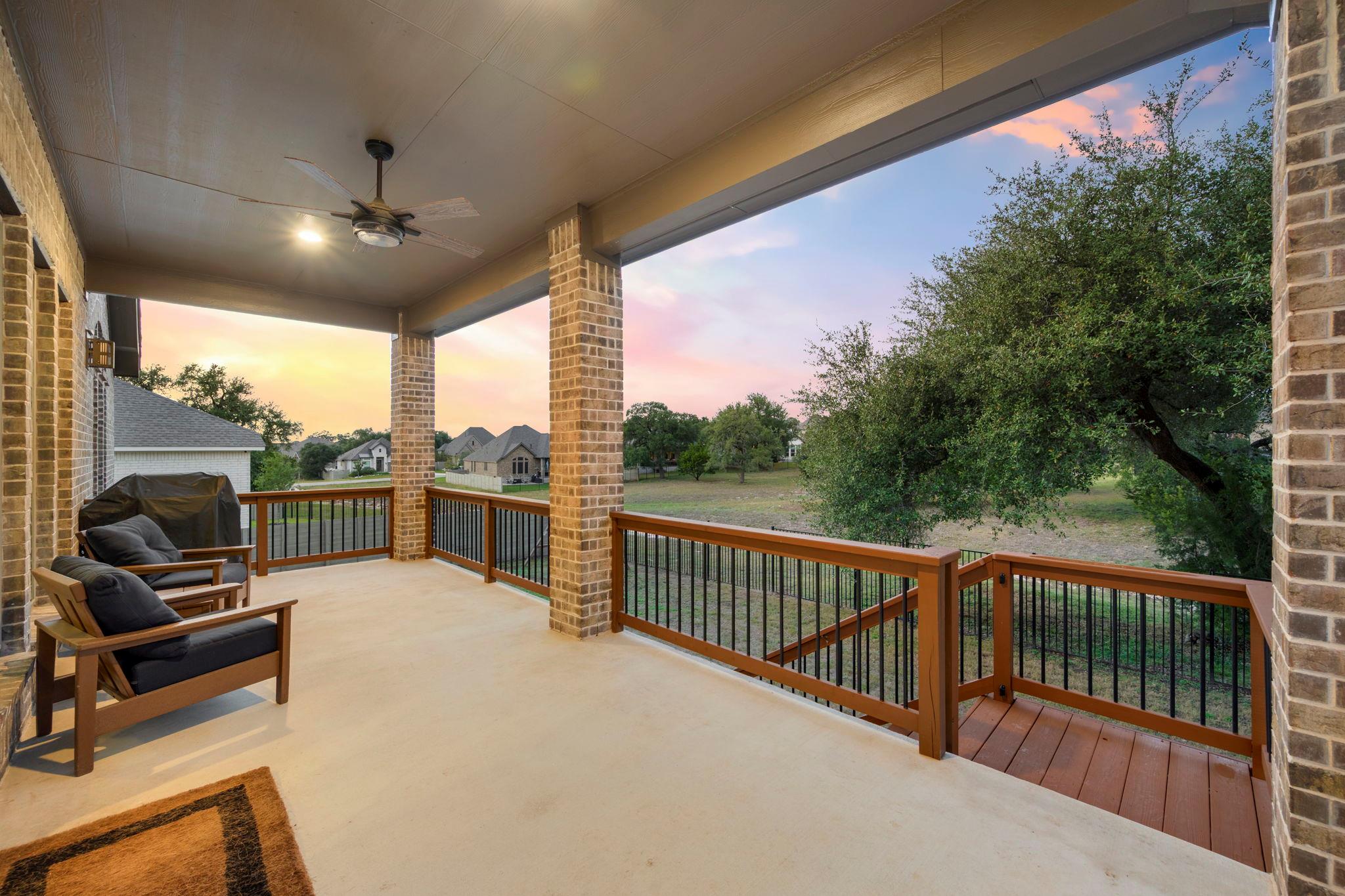 422 Bridle Trl, New Braunfels, TX 78132