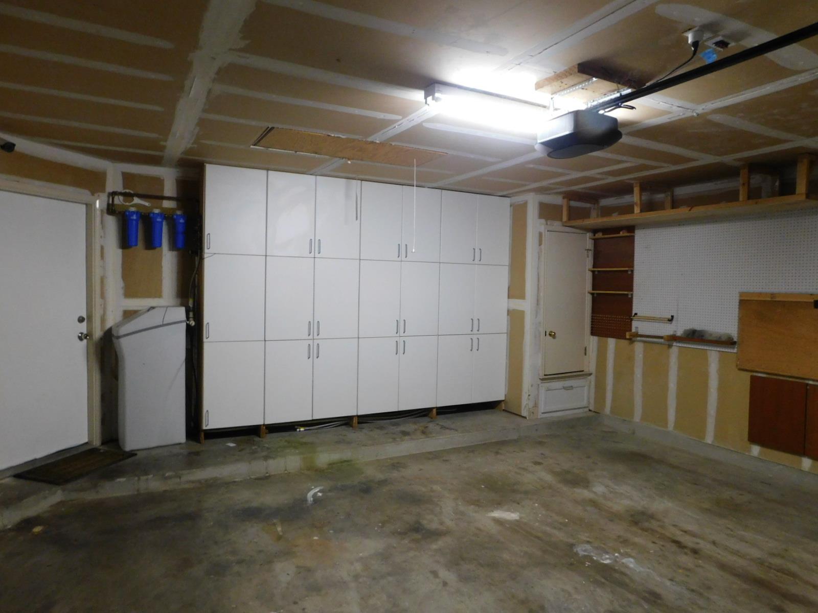 1301 Leah Ln, Round Rock, TX 78665