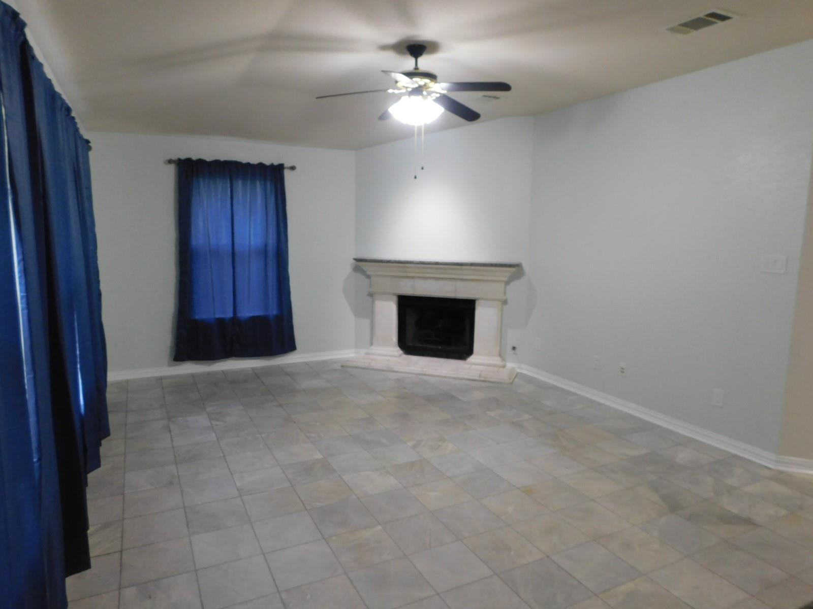 1301 Leah Ln, Round Rock, TX 78665