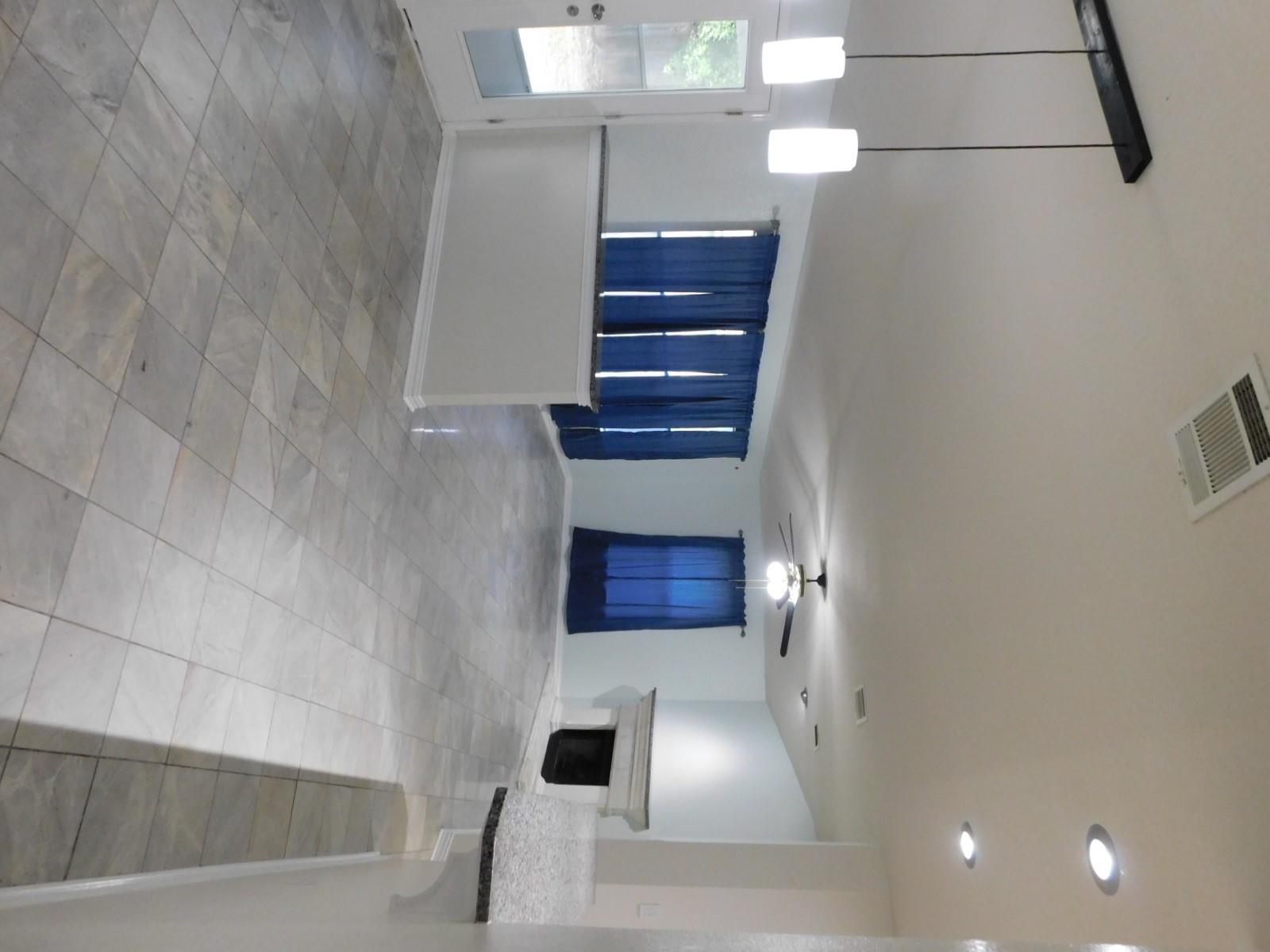 1301 Leah Ln, Round Rock, TX 78665