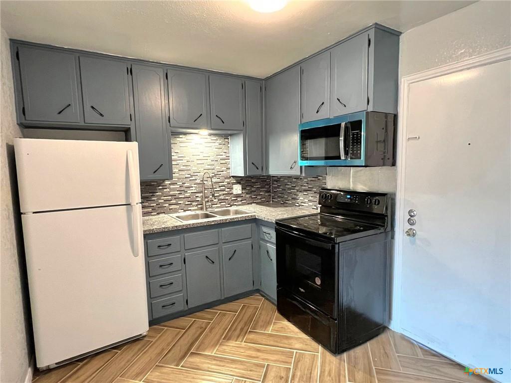 805 Sissom Rd, Killeen, TX 76541