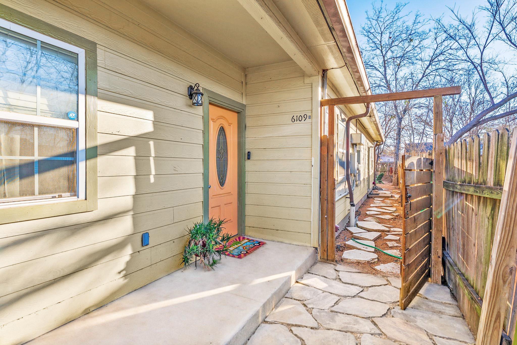 6109 Caddie St # A & B, Austin, TX 78741