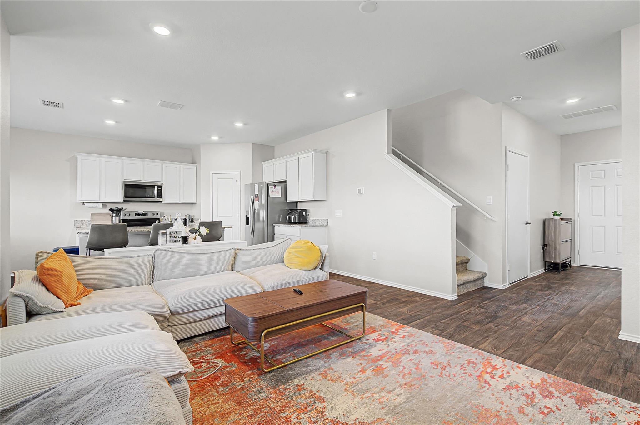 18517 Cremello Dr # B, Manor, TX 78653