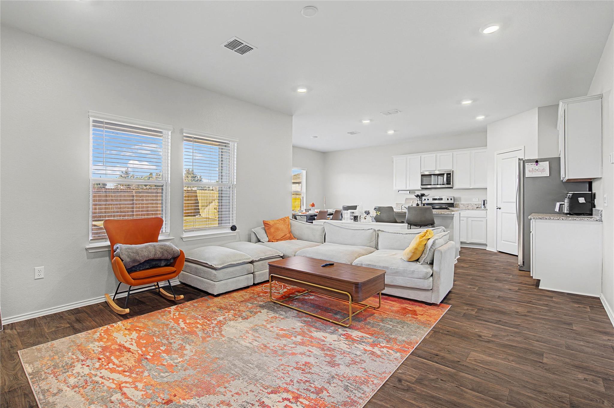 18517 Cremello Dr # B, Manor, TX 78653