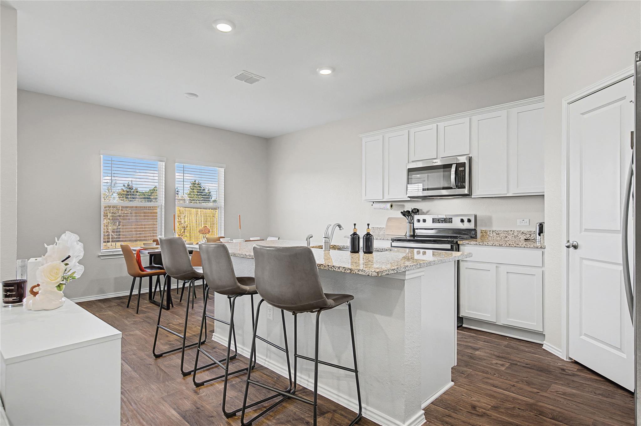 18517 Cremello Dr # B, Manor, TX 78653