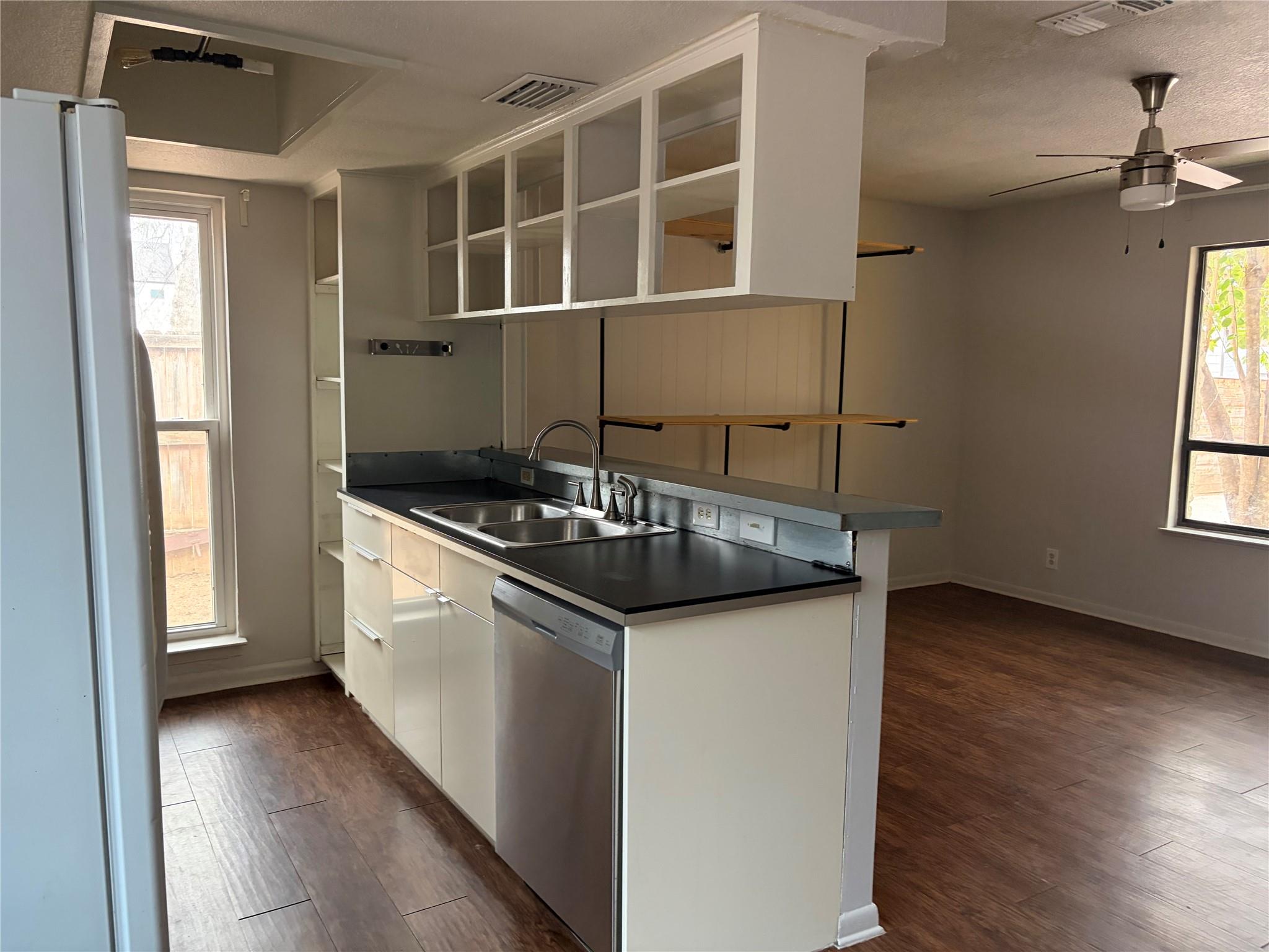 7404 Bethune Ave # B, Austin, TX 78752