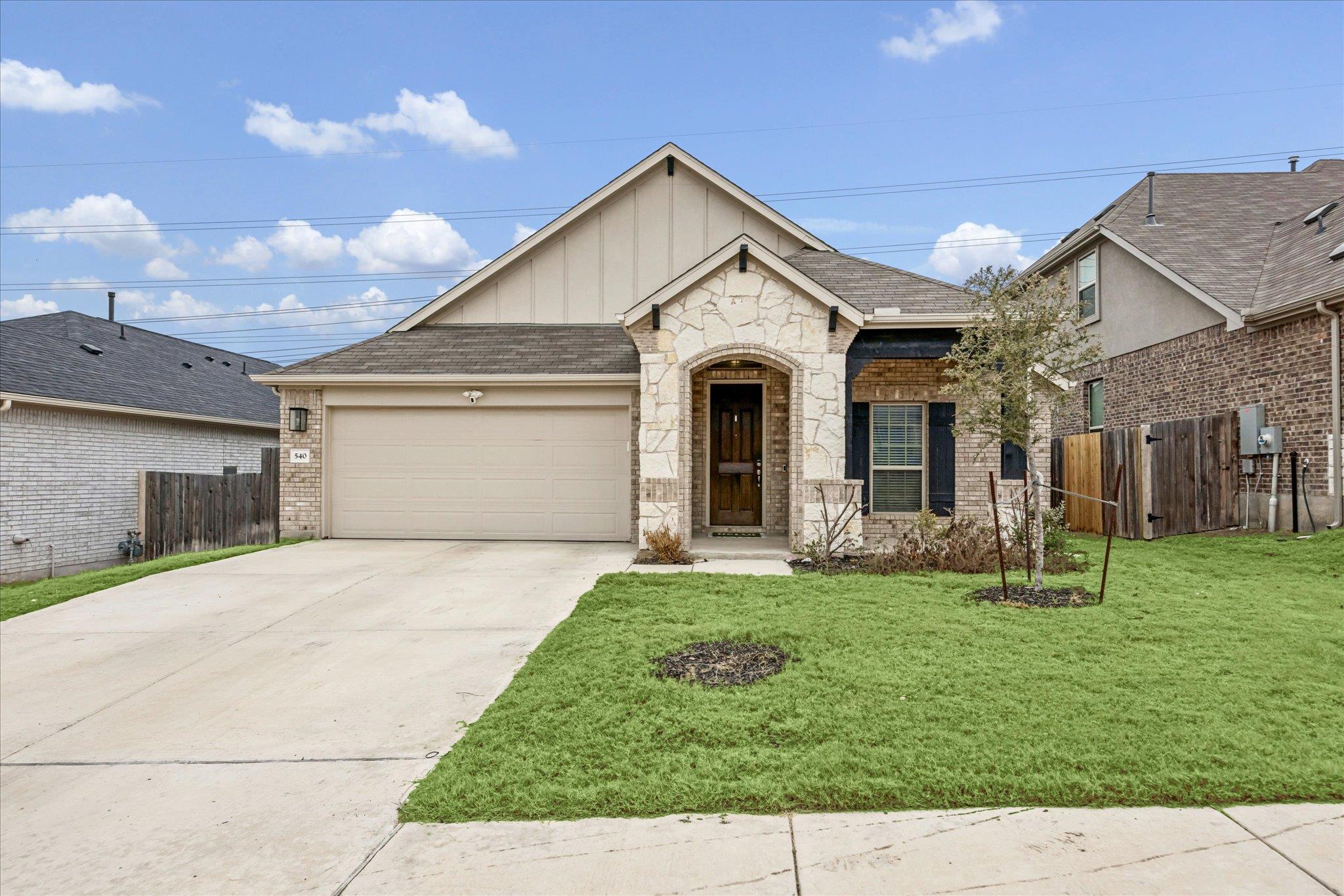 540 Sugar Cane Rd, Buda, TX 78610
