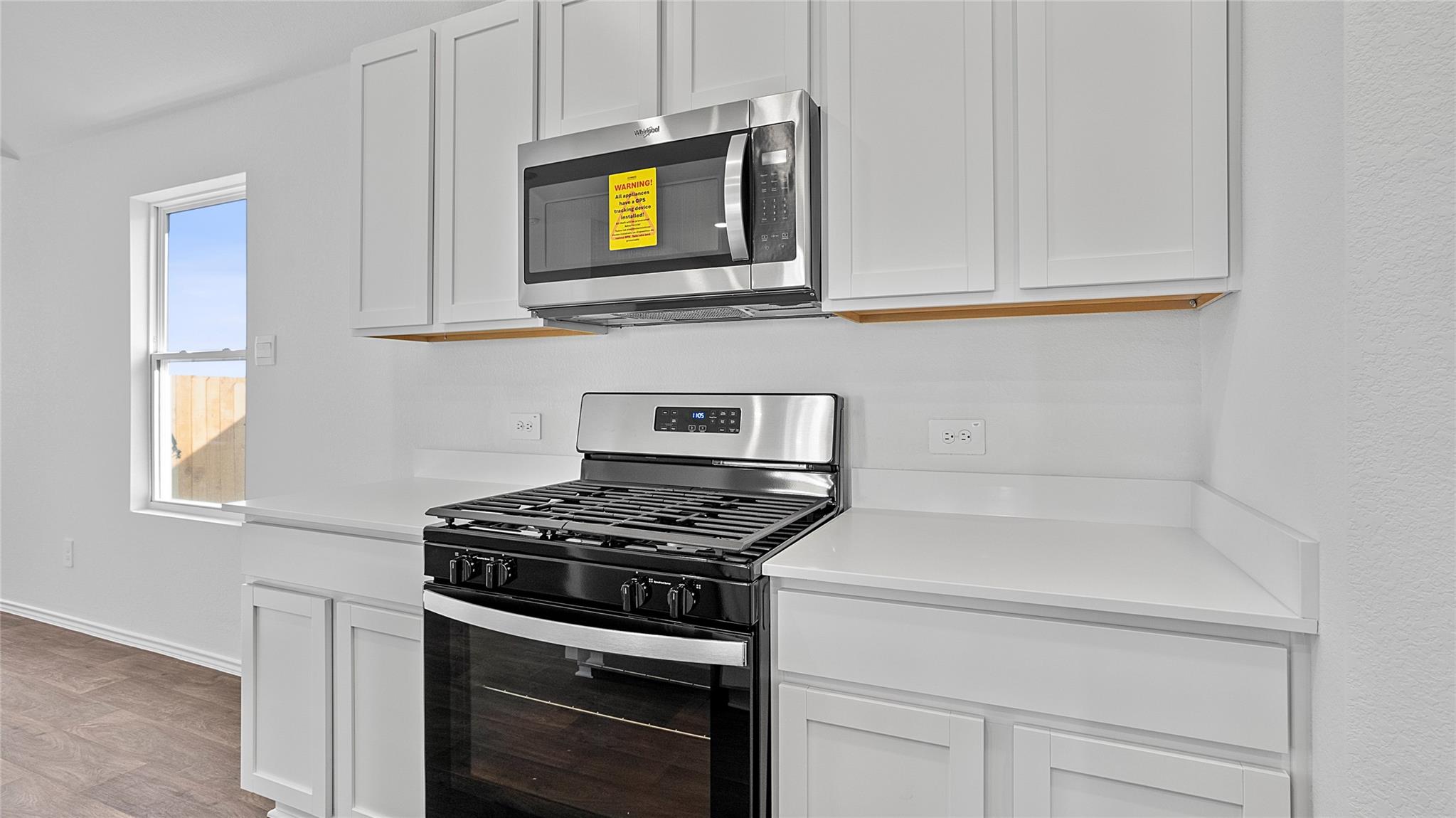 135 ORANGE FLAME Blvd, Uhland, TX 78640