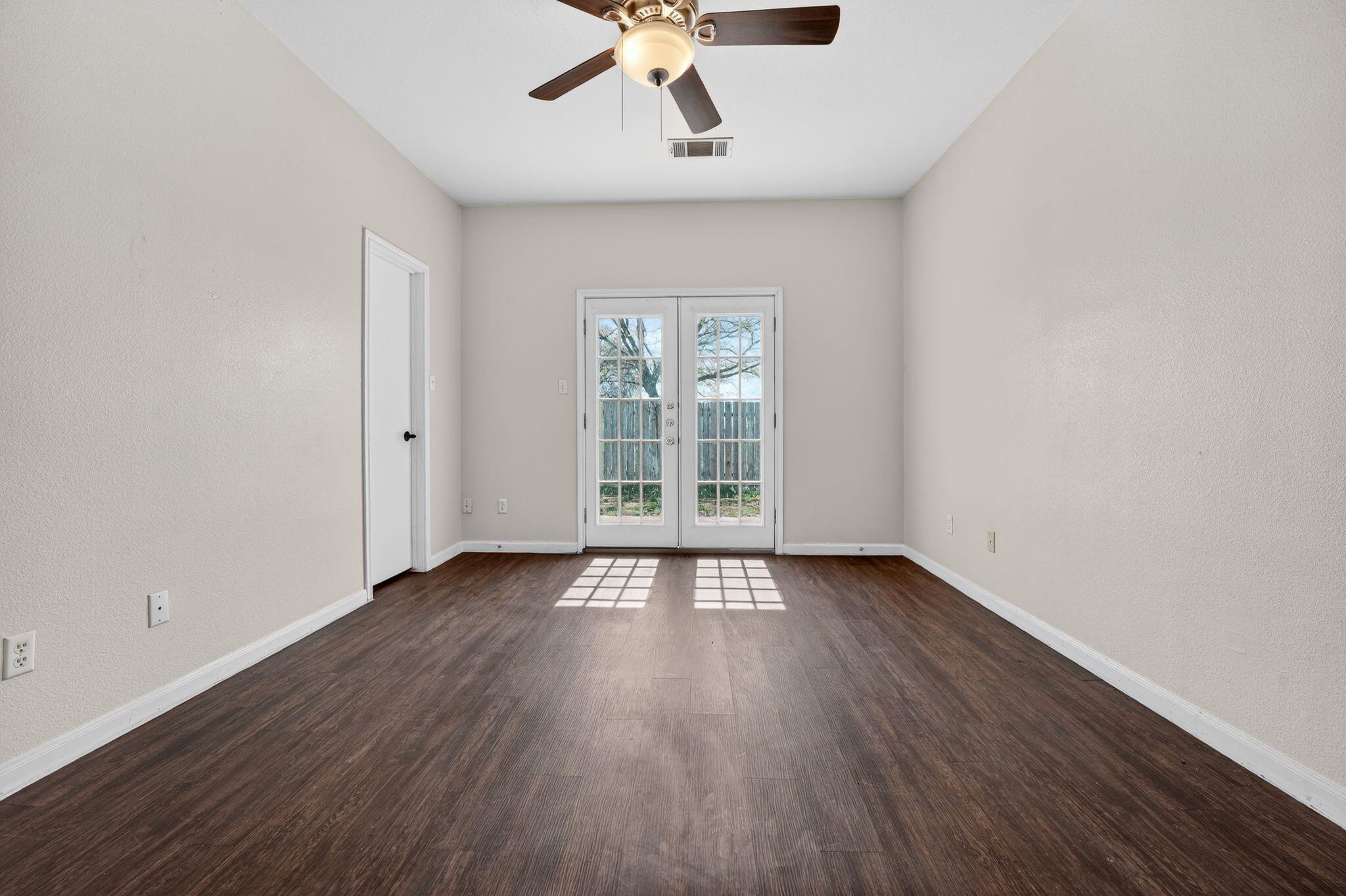 2831 Southampton Way, Round Rock, TX 78664