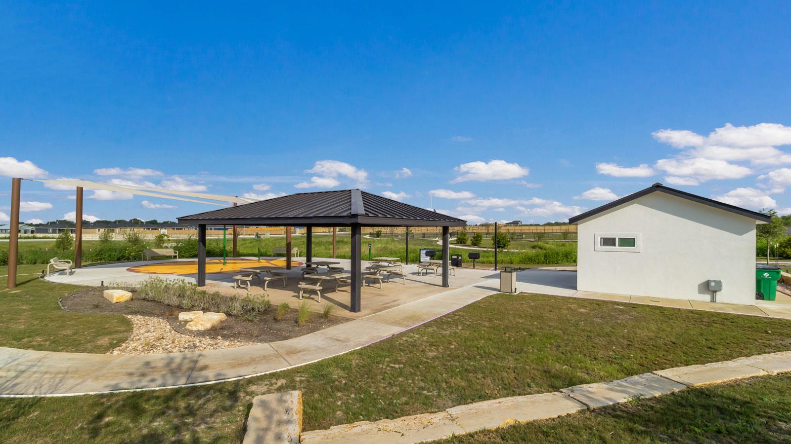 127 ORANGE FLAME Blvd, Uhland, TX 78640