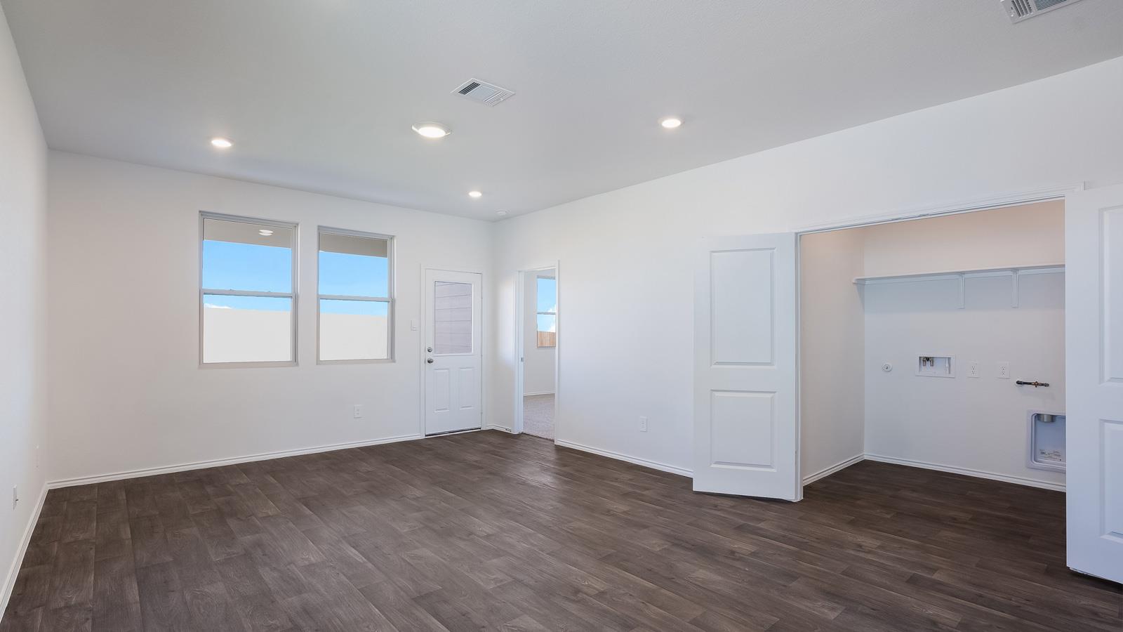 127 ORANGE FLAME Blvd, Uhland, TX 78640