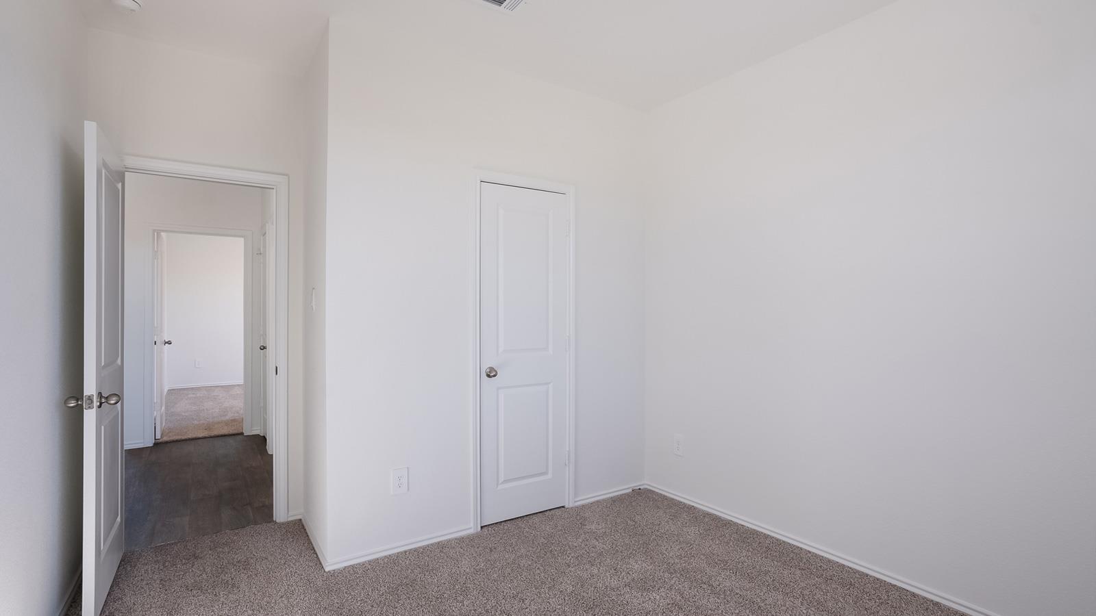 127 ORANGE FLAME Blvd, Uhland, TX 78640