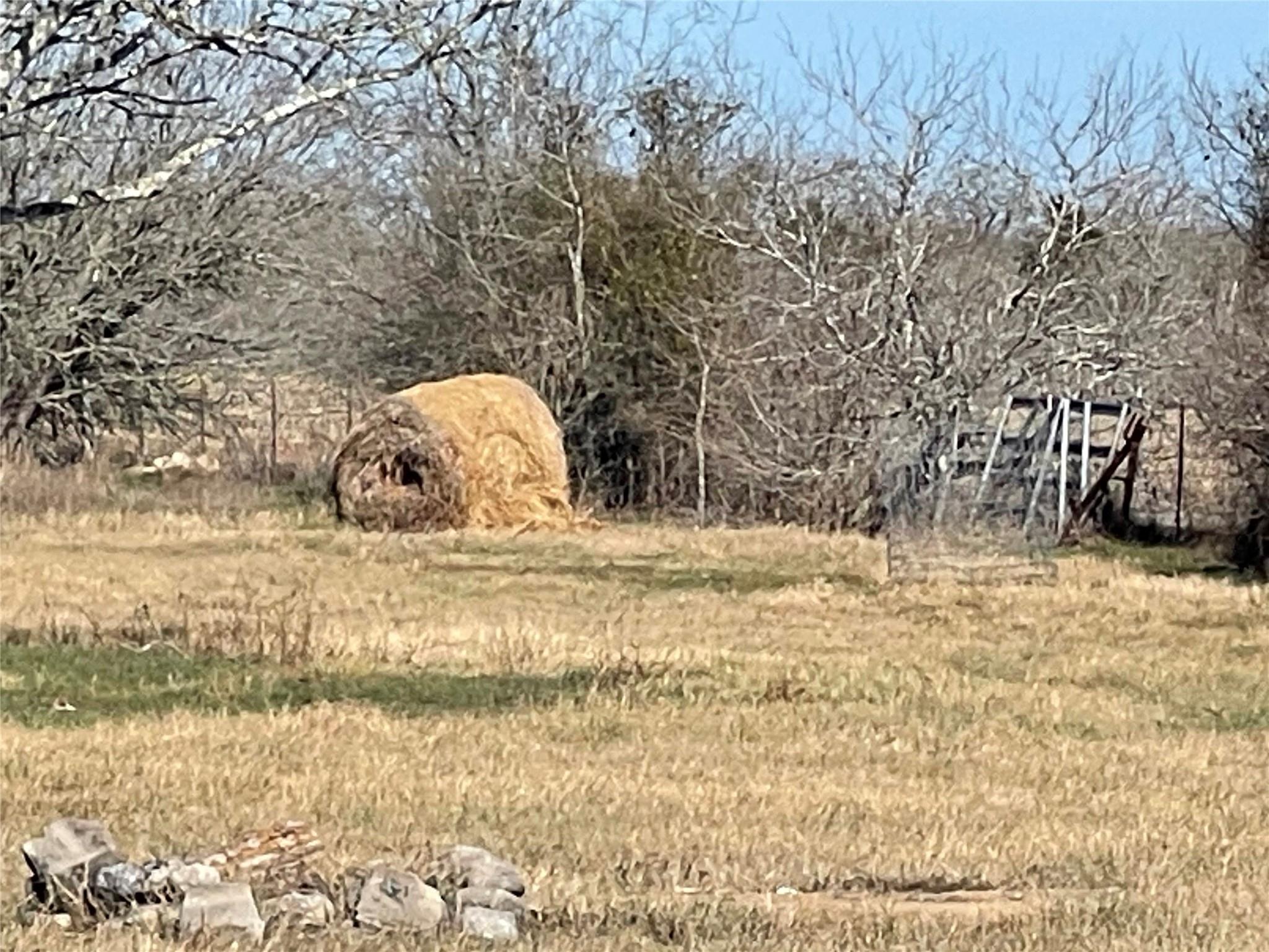 5279 Fm 2762, Flatonia, TX 78941