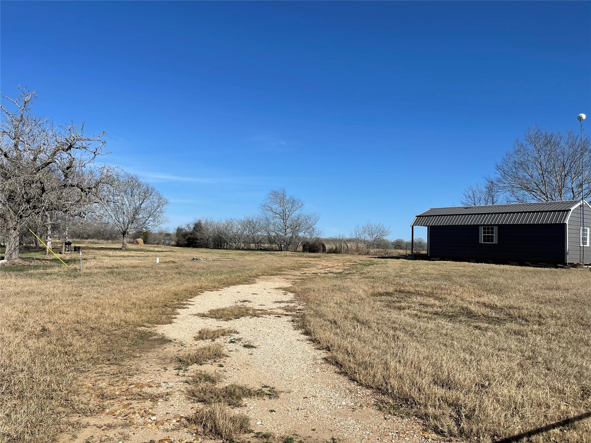 5279 Fm 2762, Flatonia, TX 78941