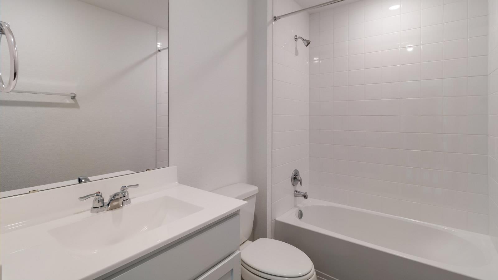 140 ORANGE FLAME Blvd, Uhland, TX 78640