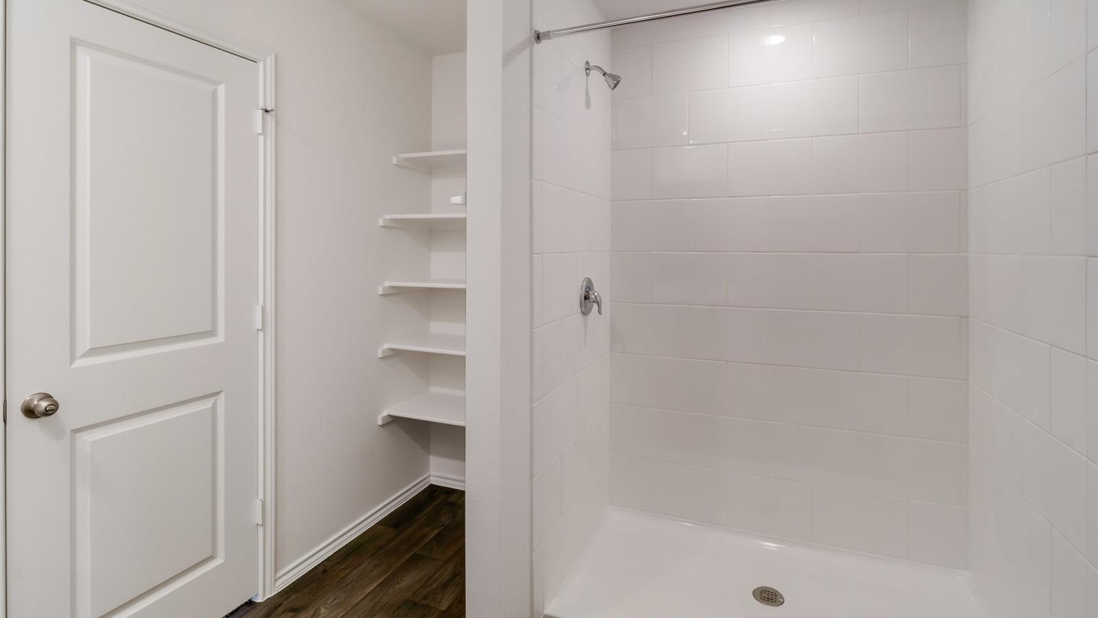 140 ORANGE FLAME Blvd, Uhland, TX 78640