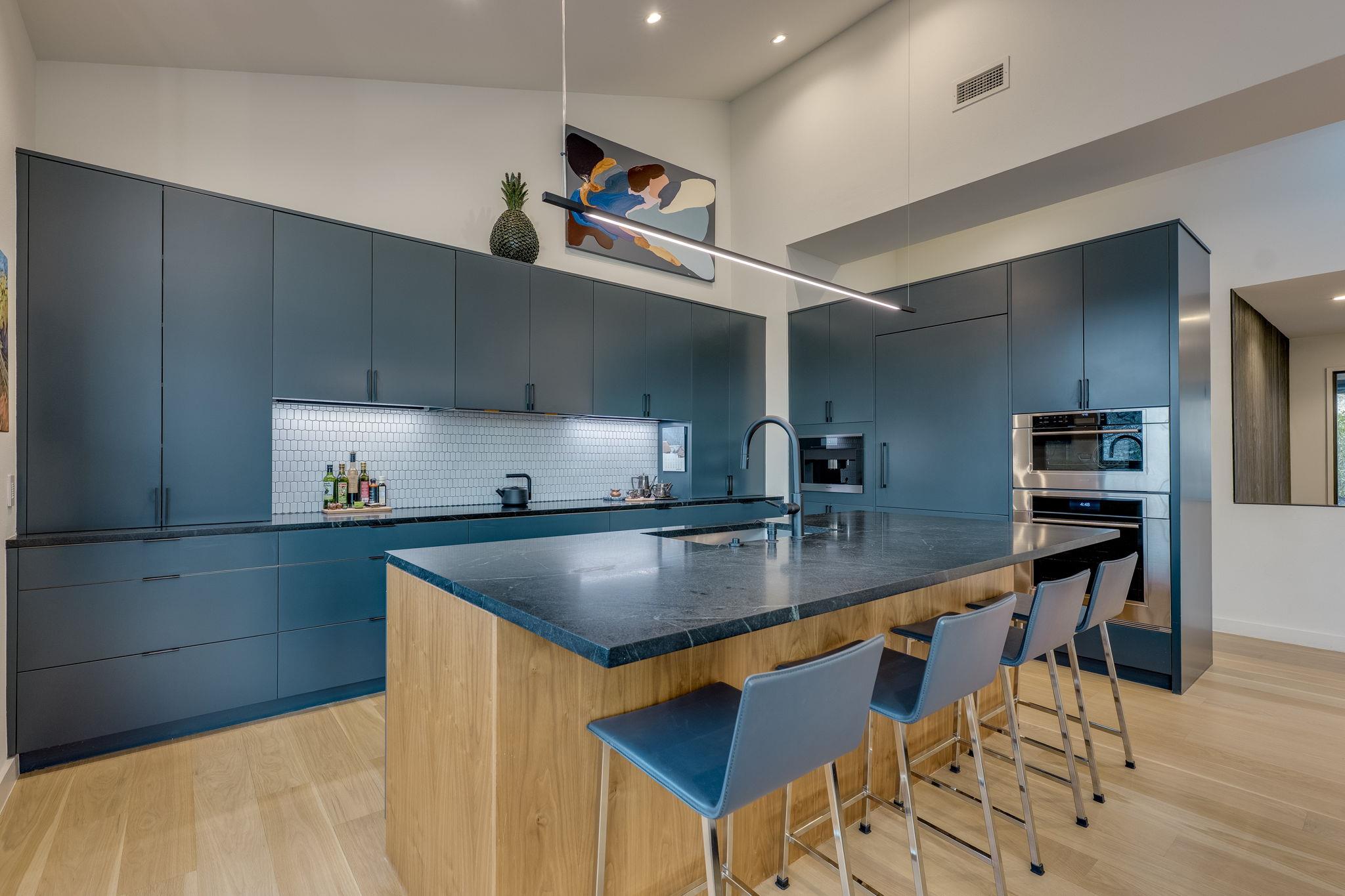 6820 N Cypress Pt # 33, Austin, TX 78746