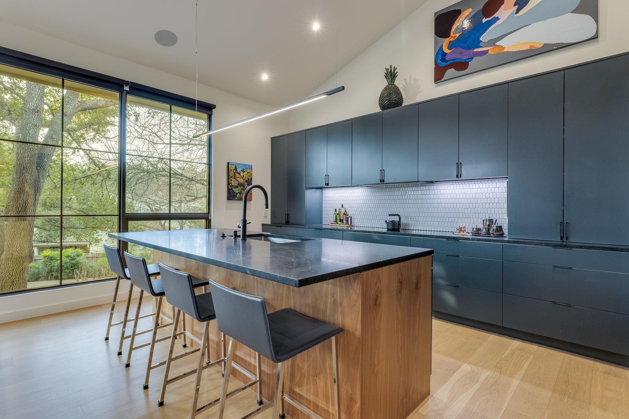 6820 N Cypress Pt # 33, Austin, TX 78746