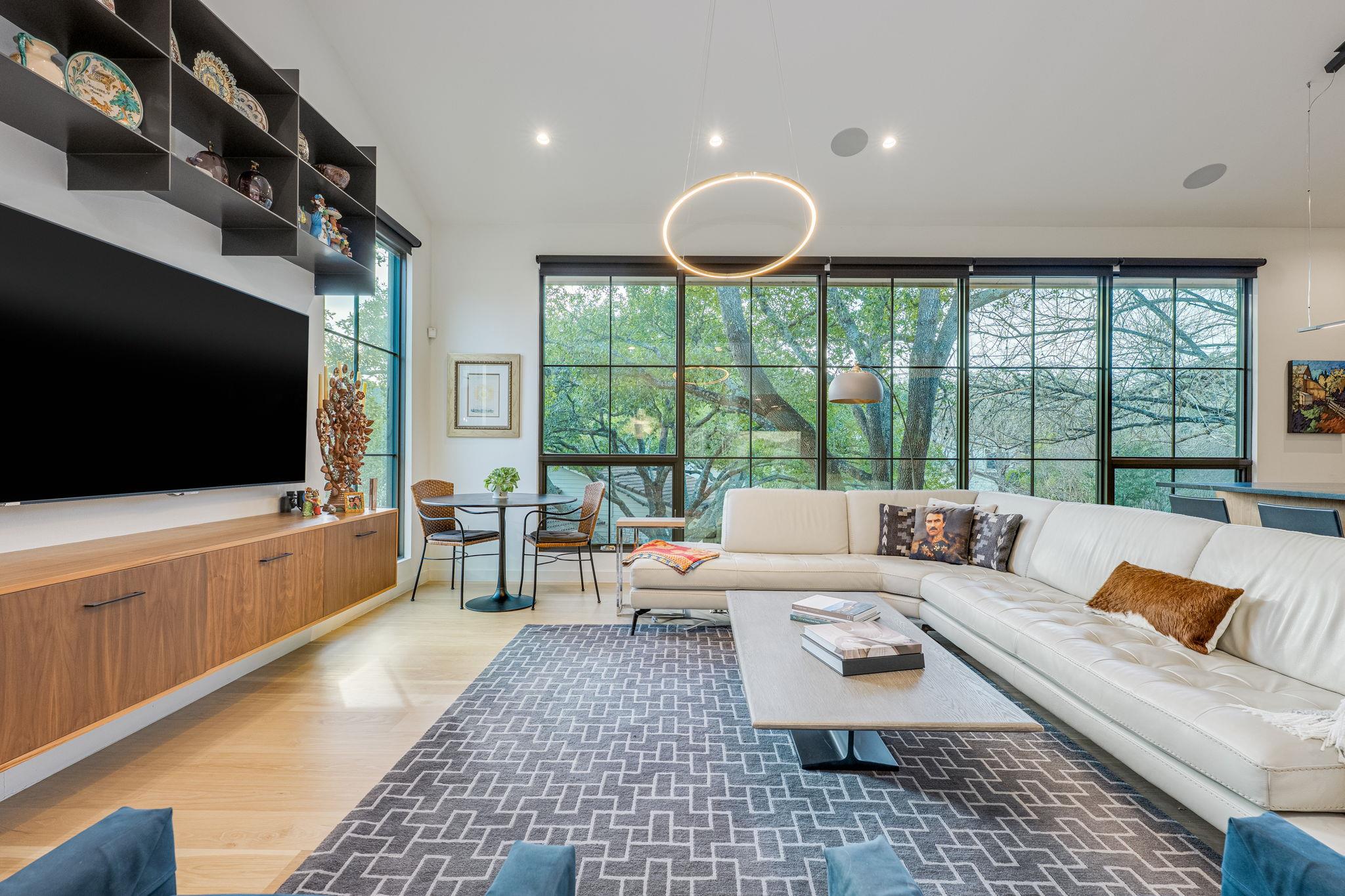 6820 N Cypress Pt # 33, Austin, TX 78746