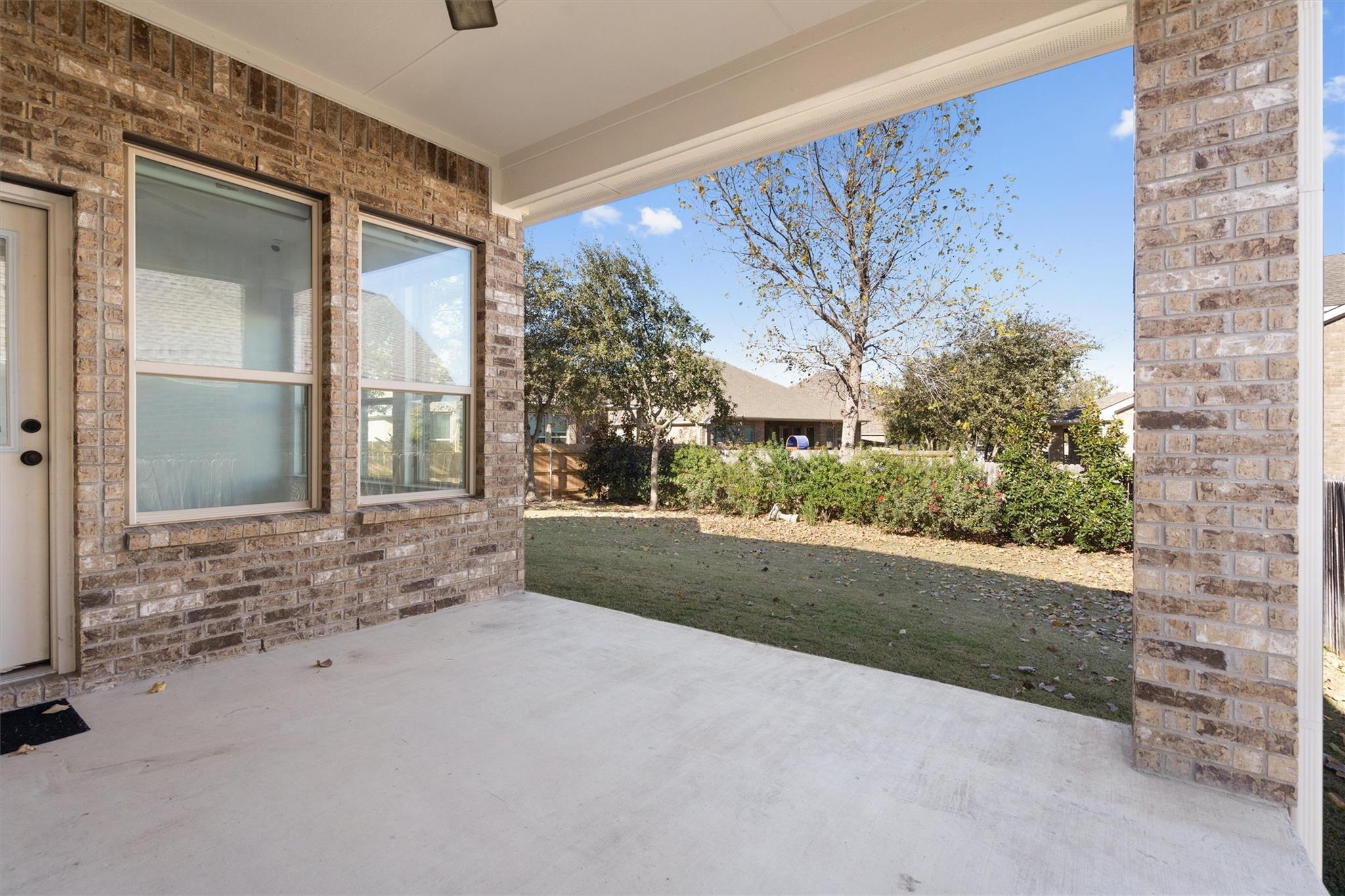 1413 Amarone Dr, Leander, TX 78641