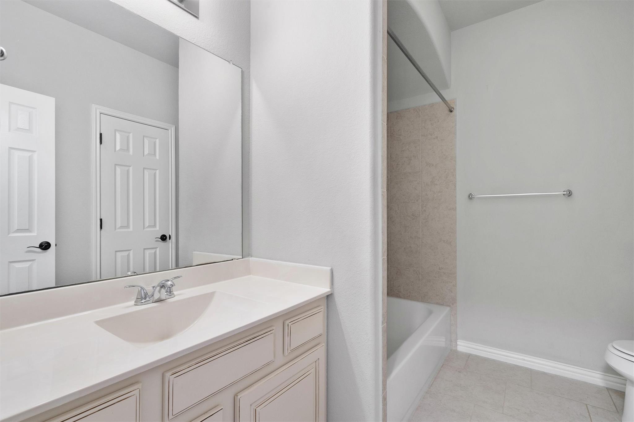 1413 Amarone Dr, Leander, TX 78641