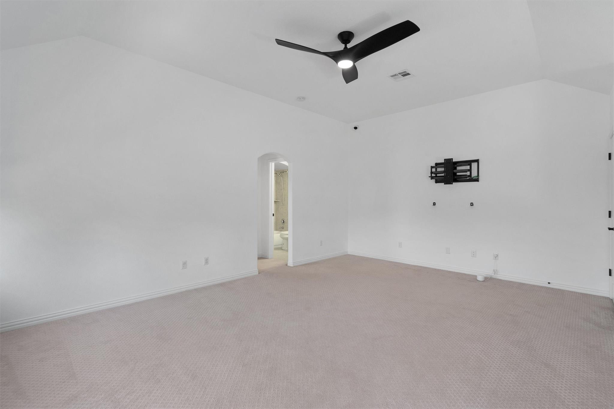 1413 Amarone Dr, Leander, TX 78641