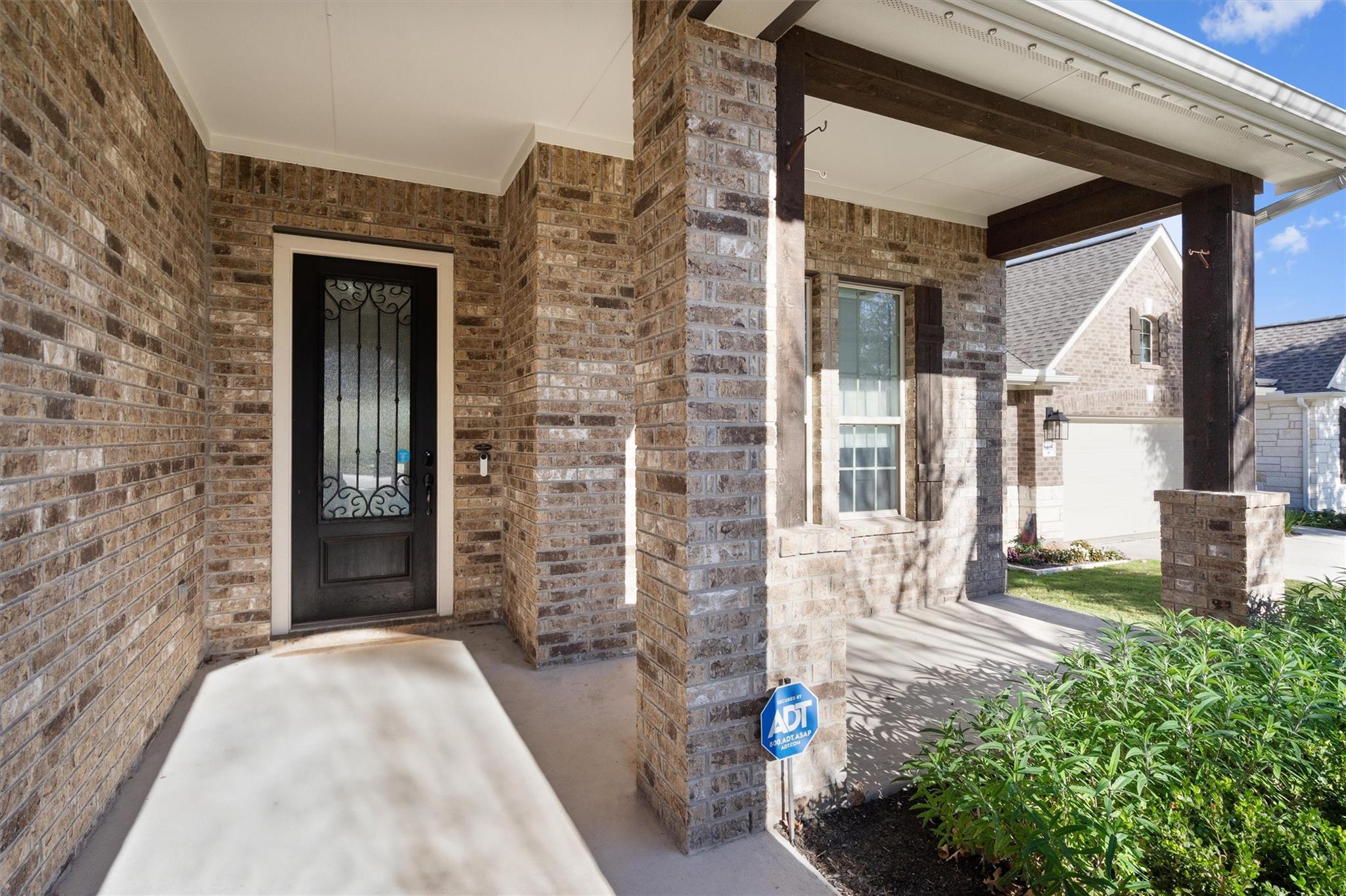 1413 Amarone Dr, Leander, TX 78641