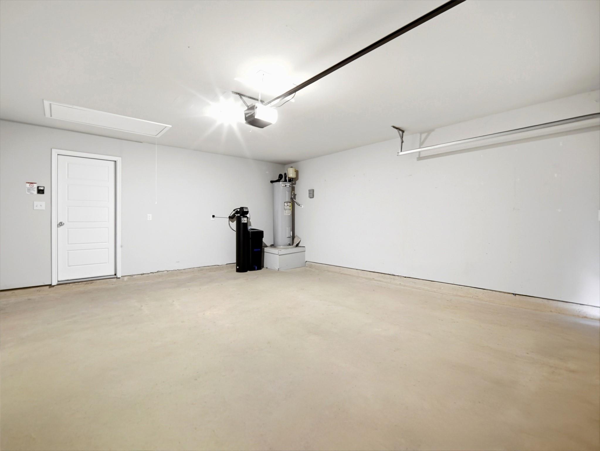 1132 Amber Lake, Seguin, TX 78155