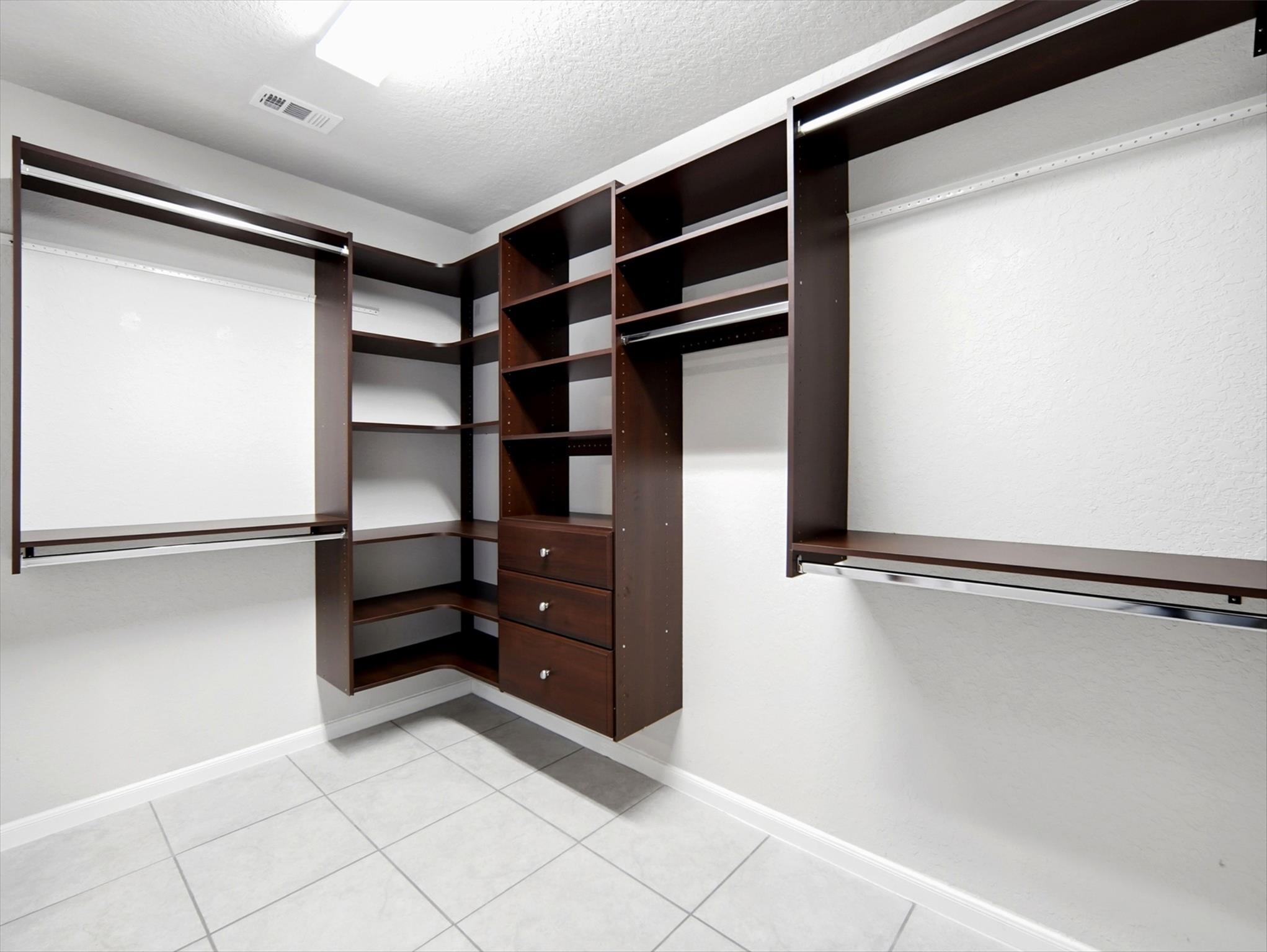 1132 Amber Lake, Seguin, TX 78155