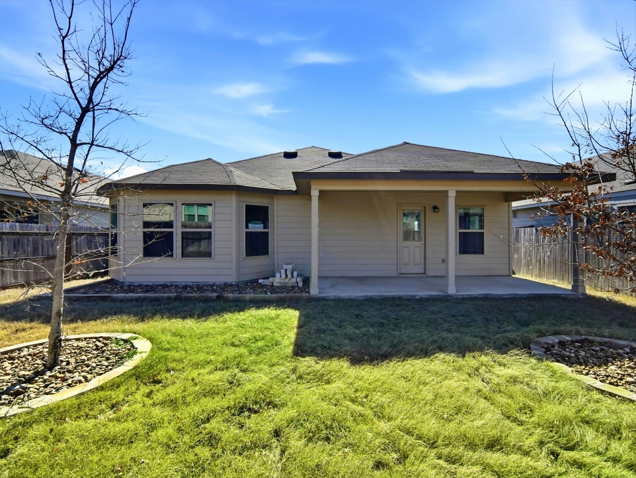 1132 Amber Lake, Seguin, TX 78155