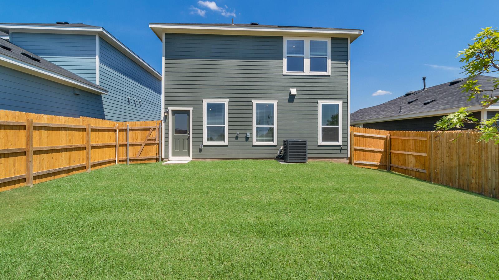 141 ORANGE FLAME Blvd, Uhland, TX 78640