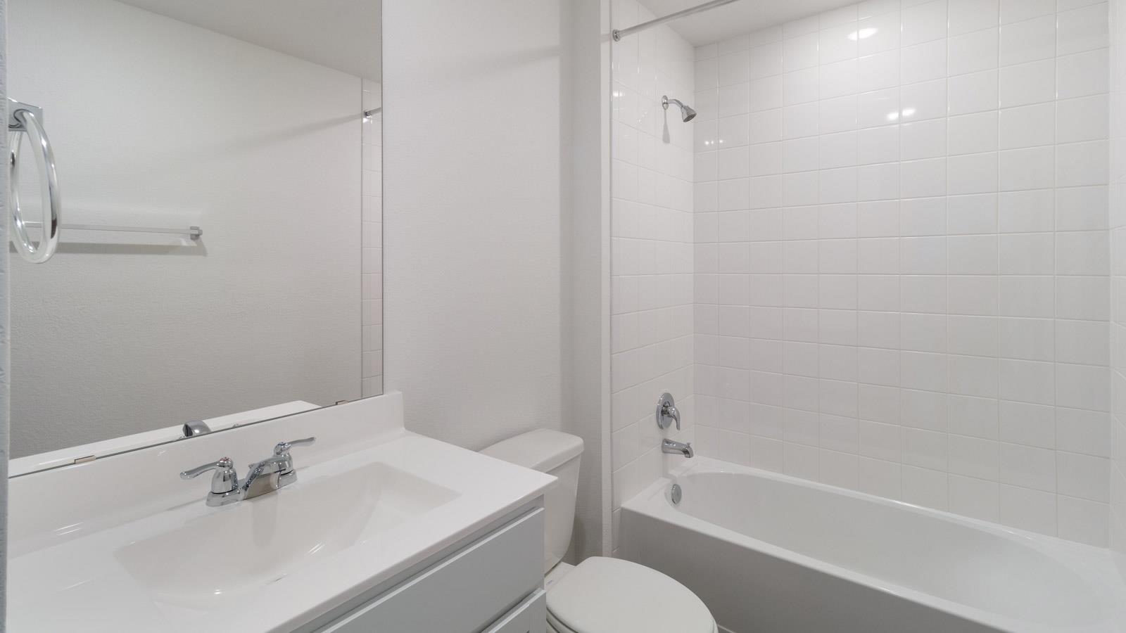 141 ORANGE FLAME Blvd, Uhland, TX 78640