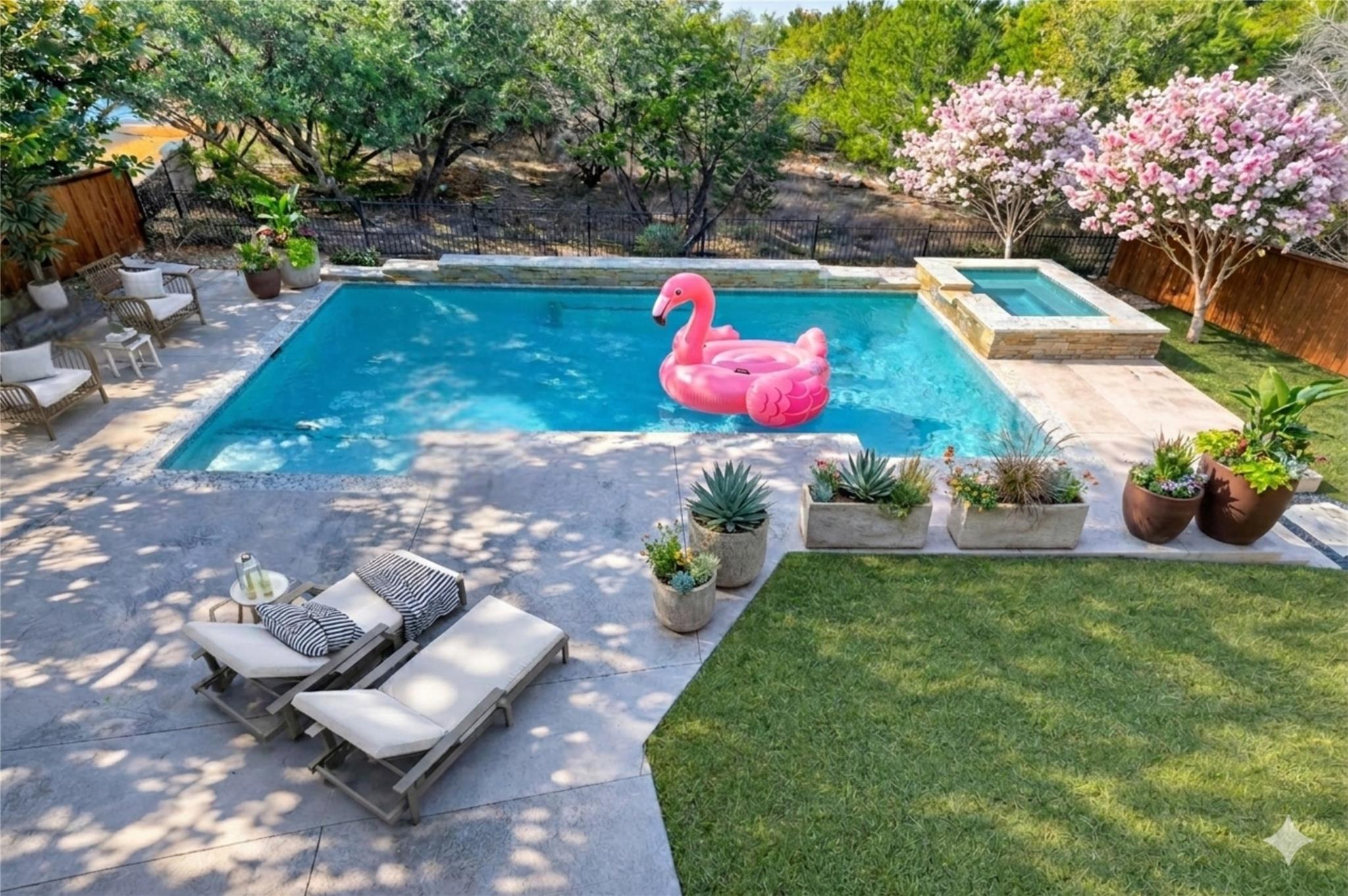 808 Horseback Hollow Dr, Austin, TX 78732