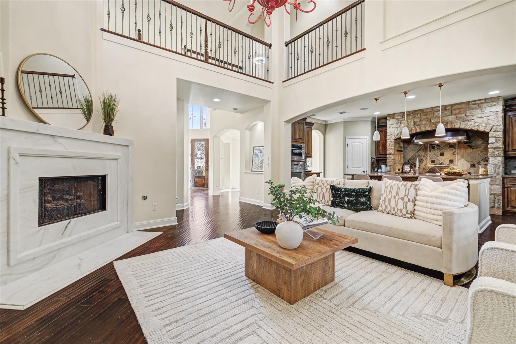 808 Horseback Hollow Dr, Austin, TX 78732