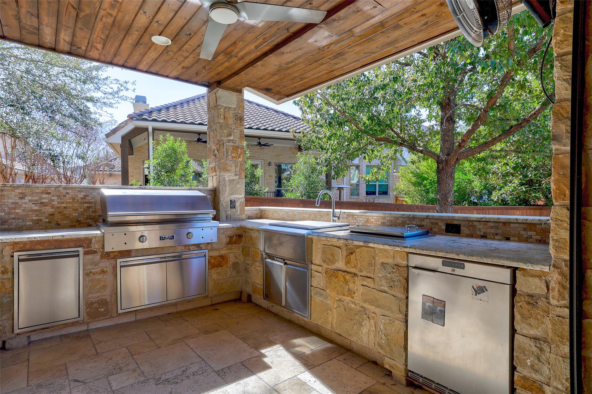 808 Horseback Hollow Dr, Austin, TX 78732