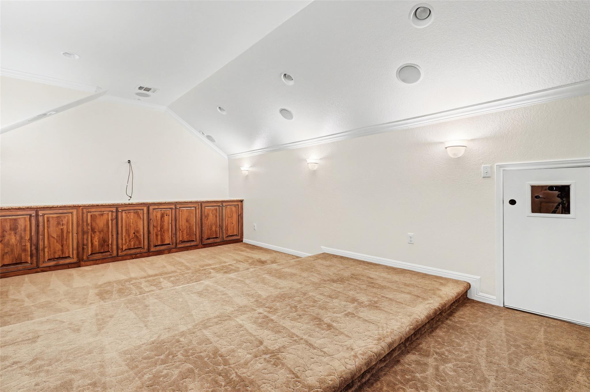 808 Horseback Hollow Dr, Austin, TX 78732