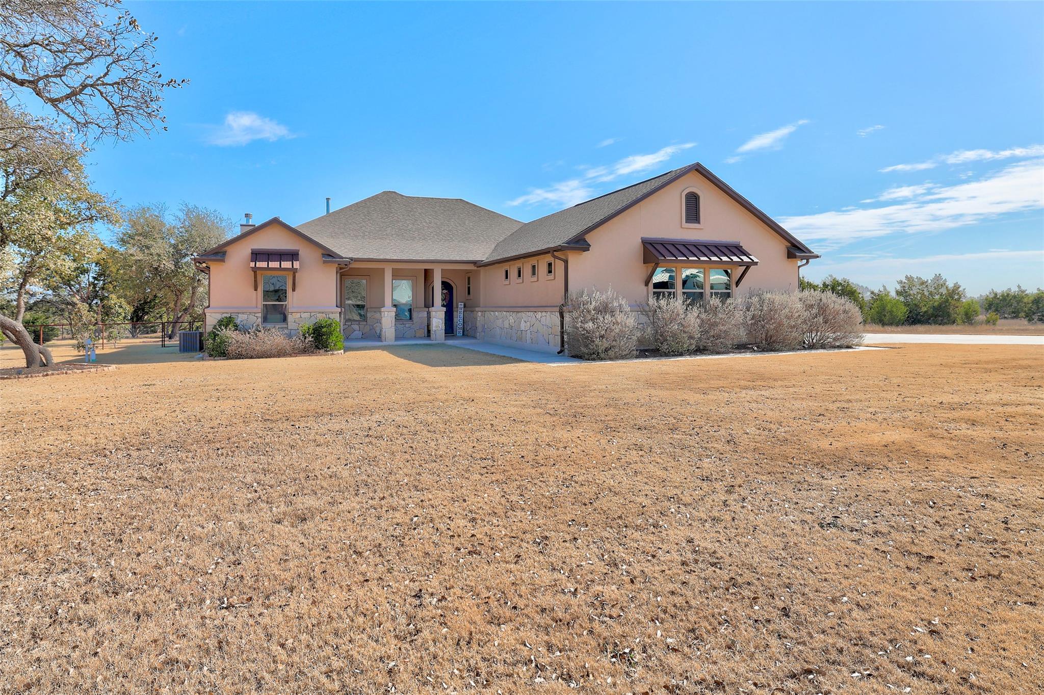329 Esperanza Petal Pass, Liberty Hill, TX 78642